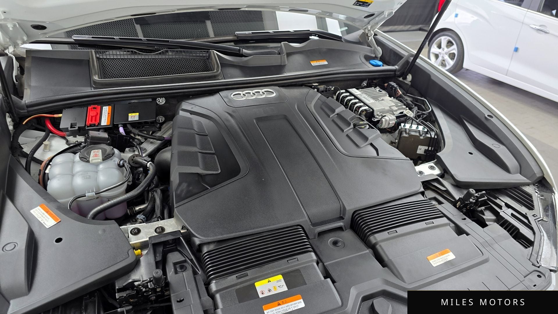 Audi Q8 (4M) 2022 — миниатюра 6