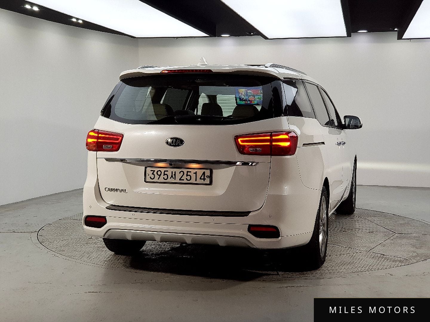Kia Canival 2020 — миниатюра 4