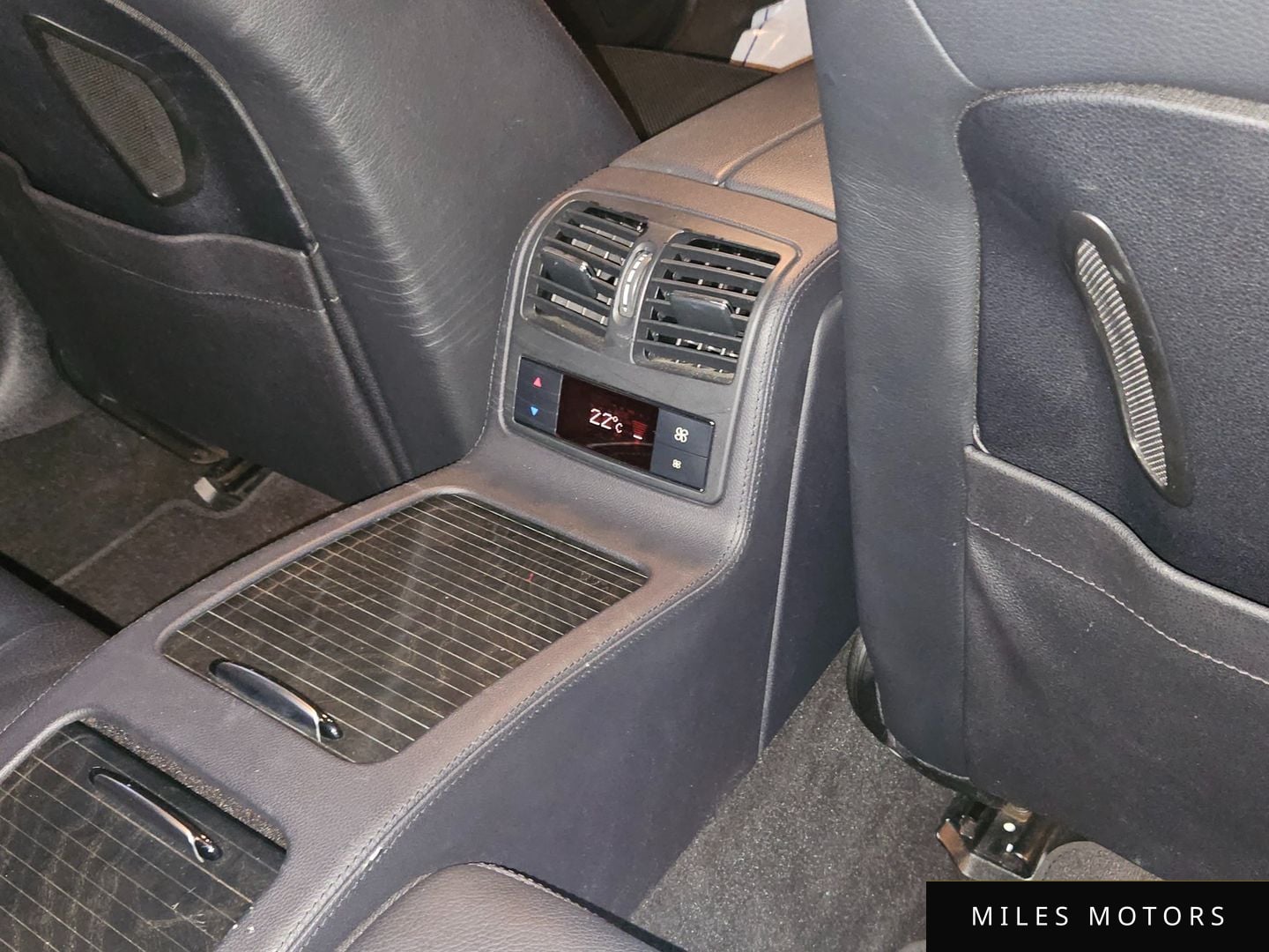 Mercedes-Benz CLS-Class W218 2012 — миниатюра 11
