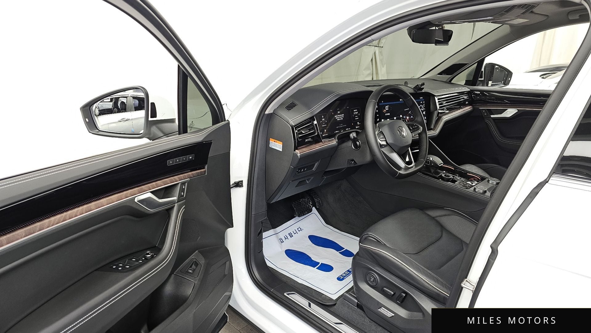 Volkswagen Touareg 2026 — миниатюра 10