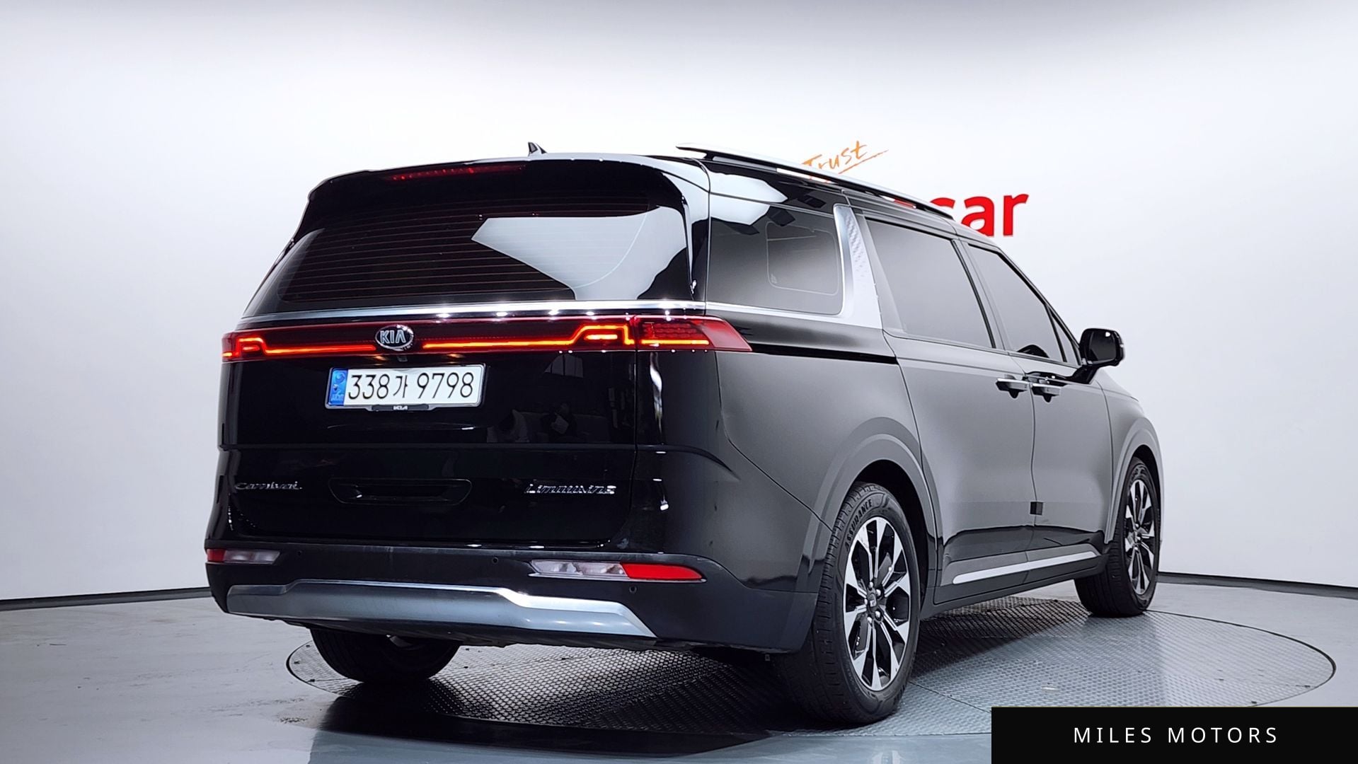 Kia Carnival 2021 — миниатюра 2