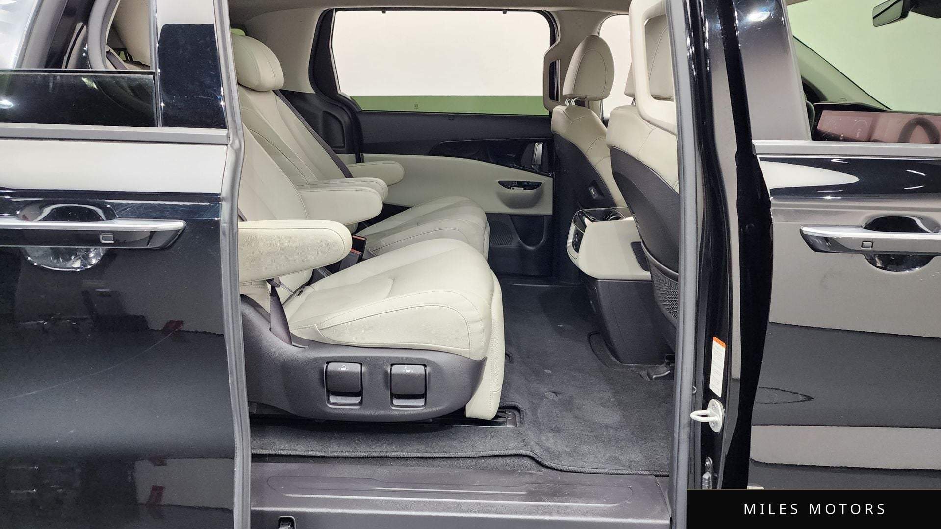 Kia Carnival 2021 — миниатюра 12