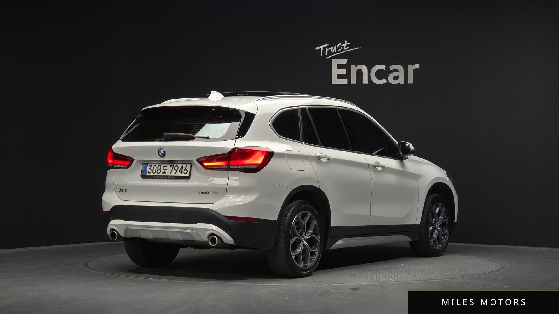 BMW X1 (F48) 2021 — миниатюра 2