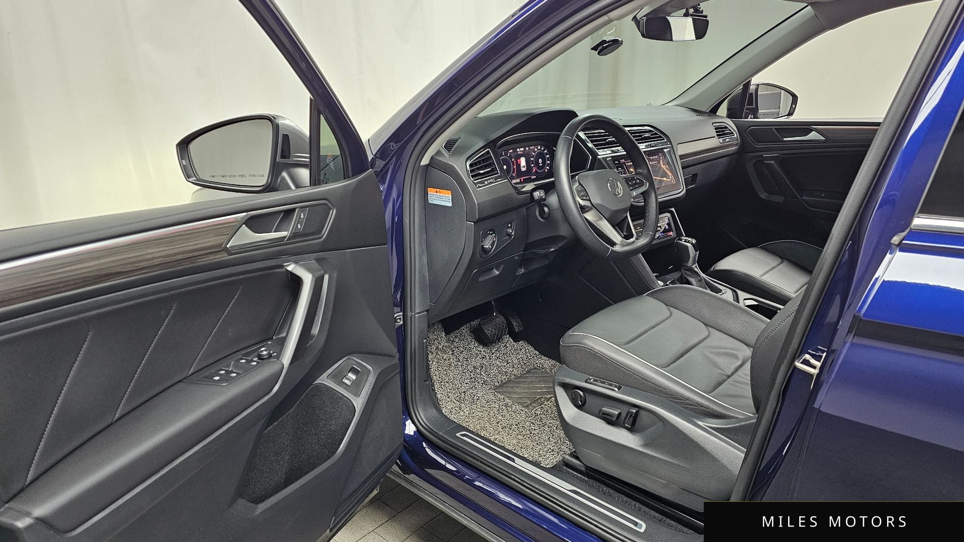Volkswagen Tiguan 2023 — миниатюра 10