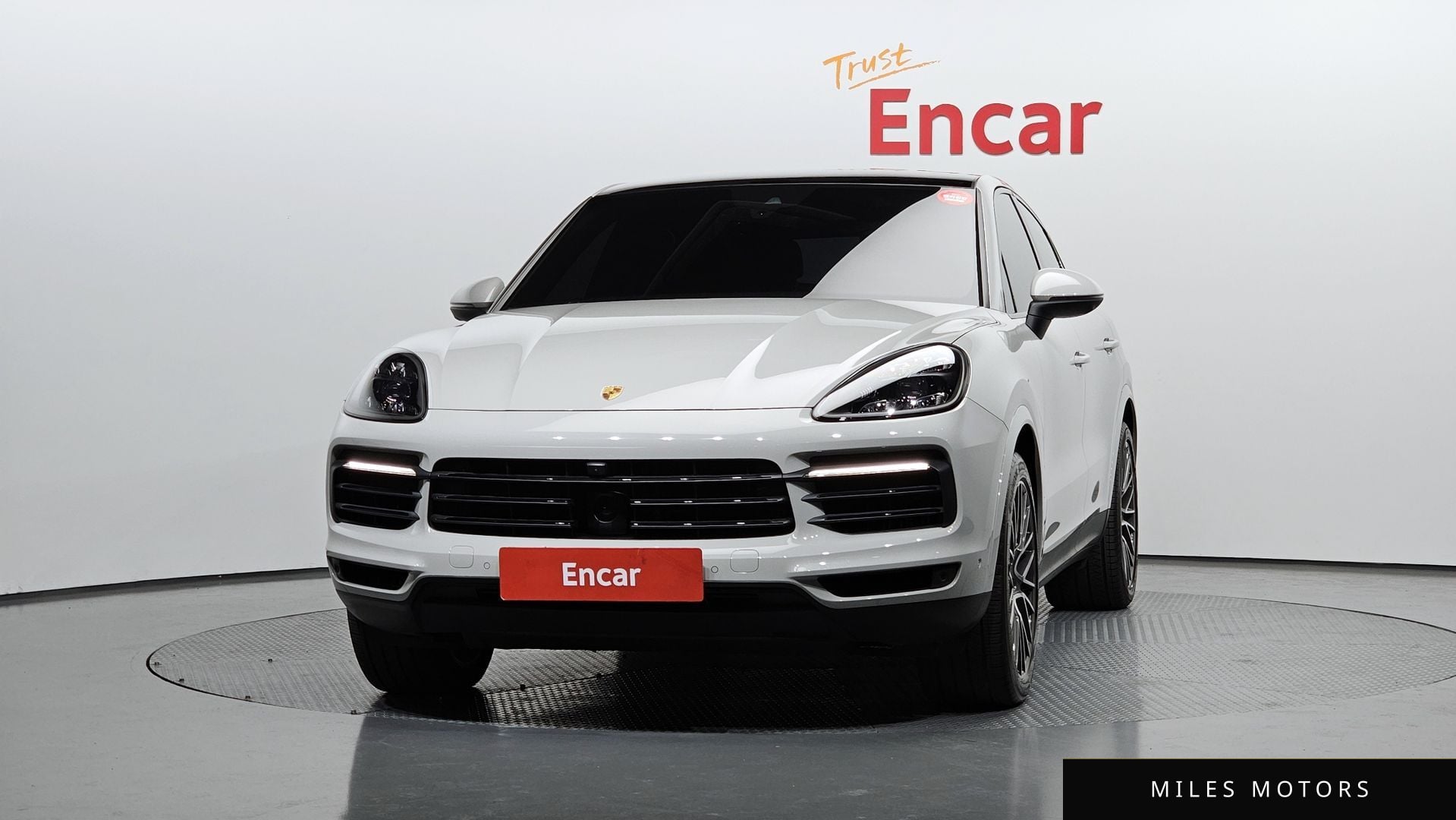 Porsche Cayenne 2021 — миниатюра 3