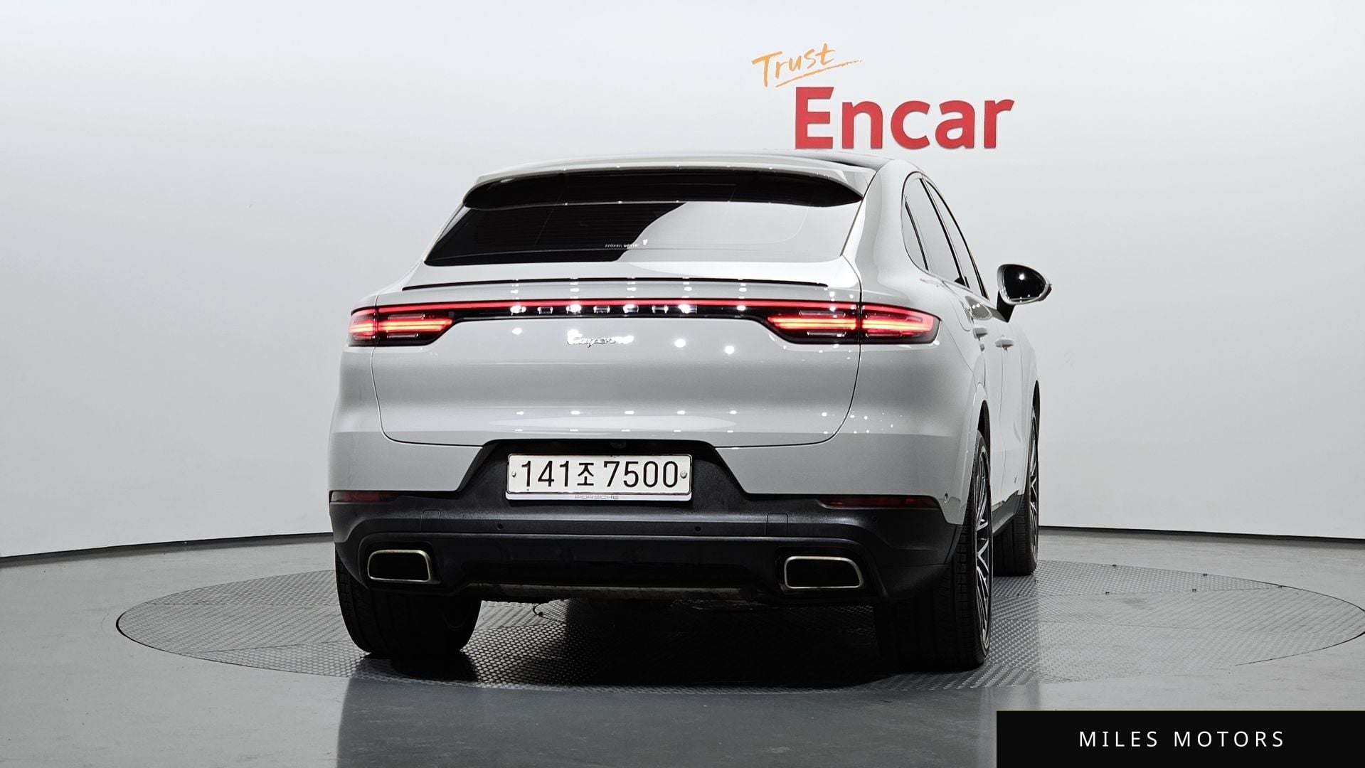 Porsche Cayenne 2021 — миниатюра 4
