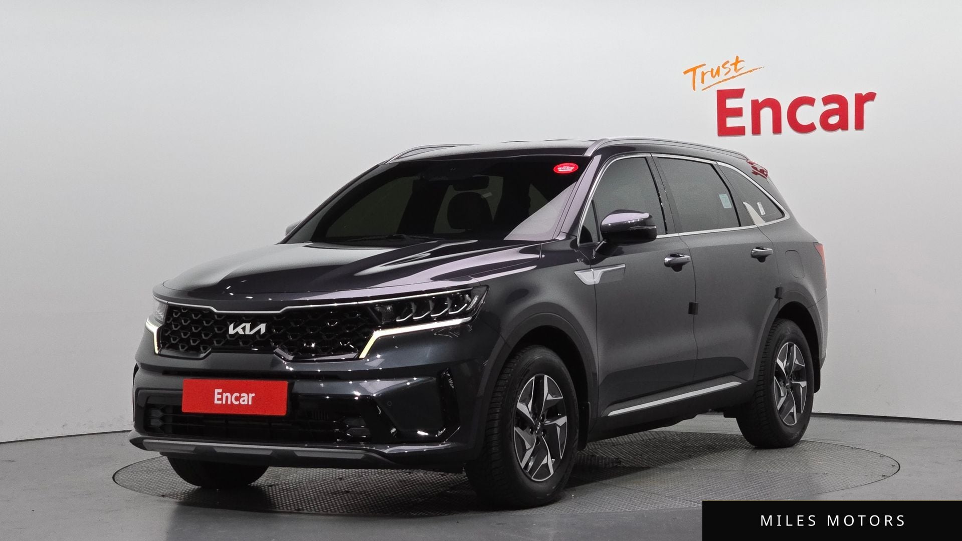 Kia Sorento 2023 — фото 1 из 12