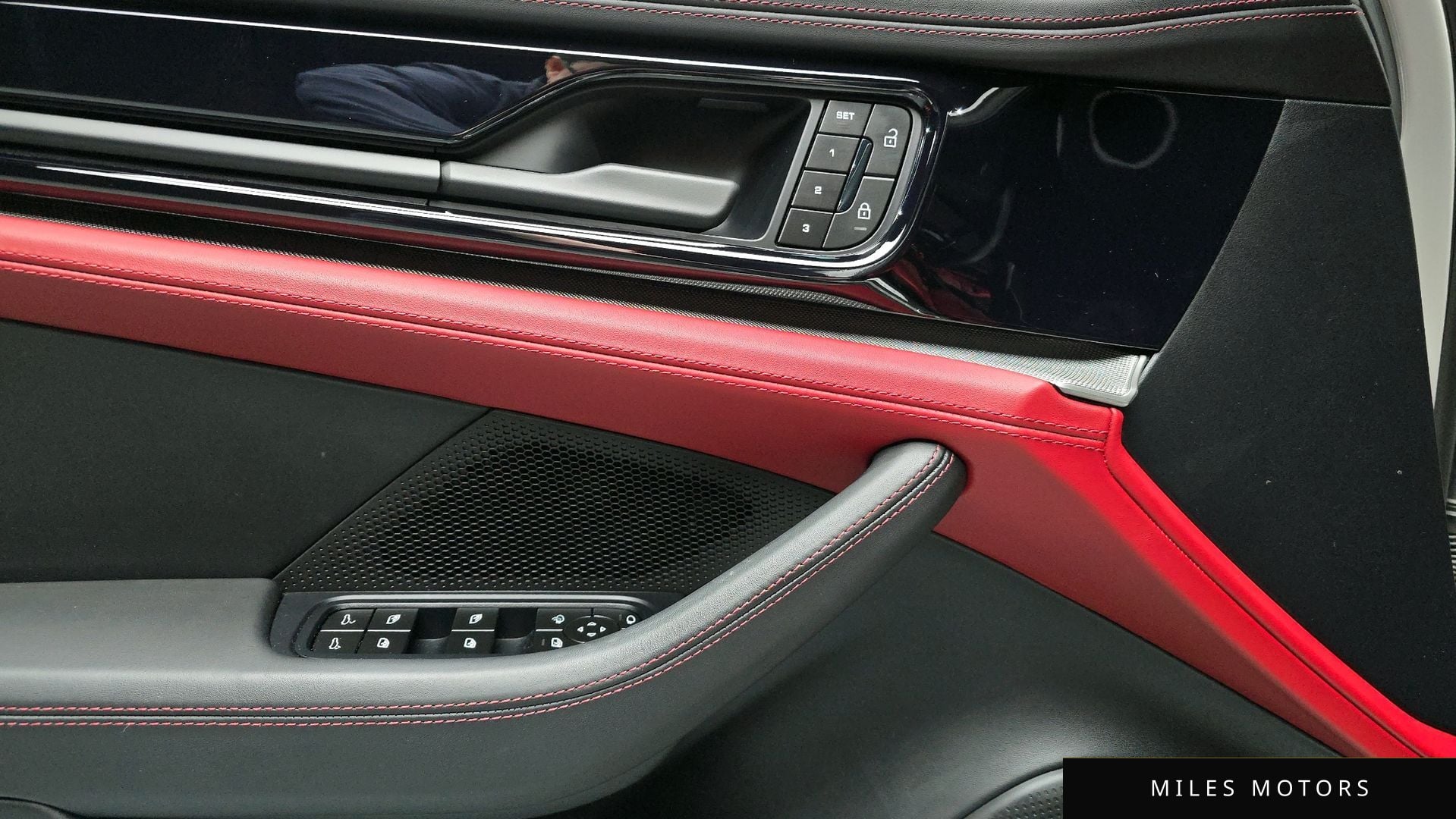 Porsche 파나메라 (976) 2025 — миниатюра 17