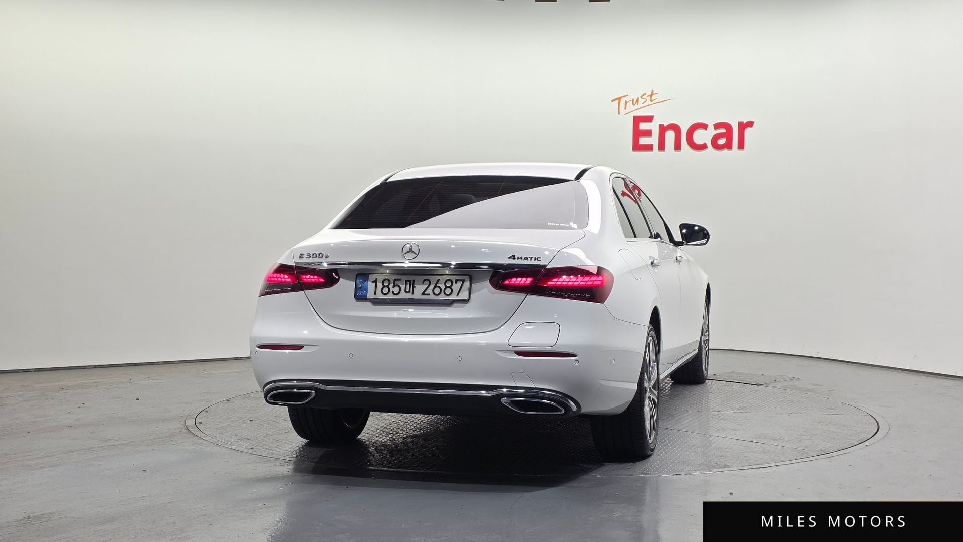 Mercedes-Benz E-클래스 W213 2023 — миниатюра 4