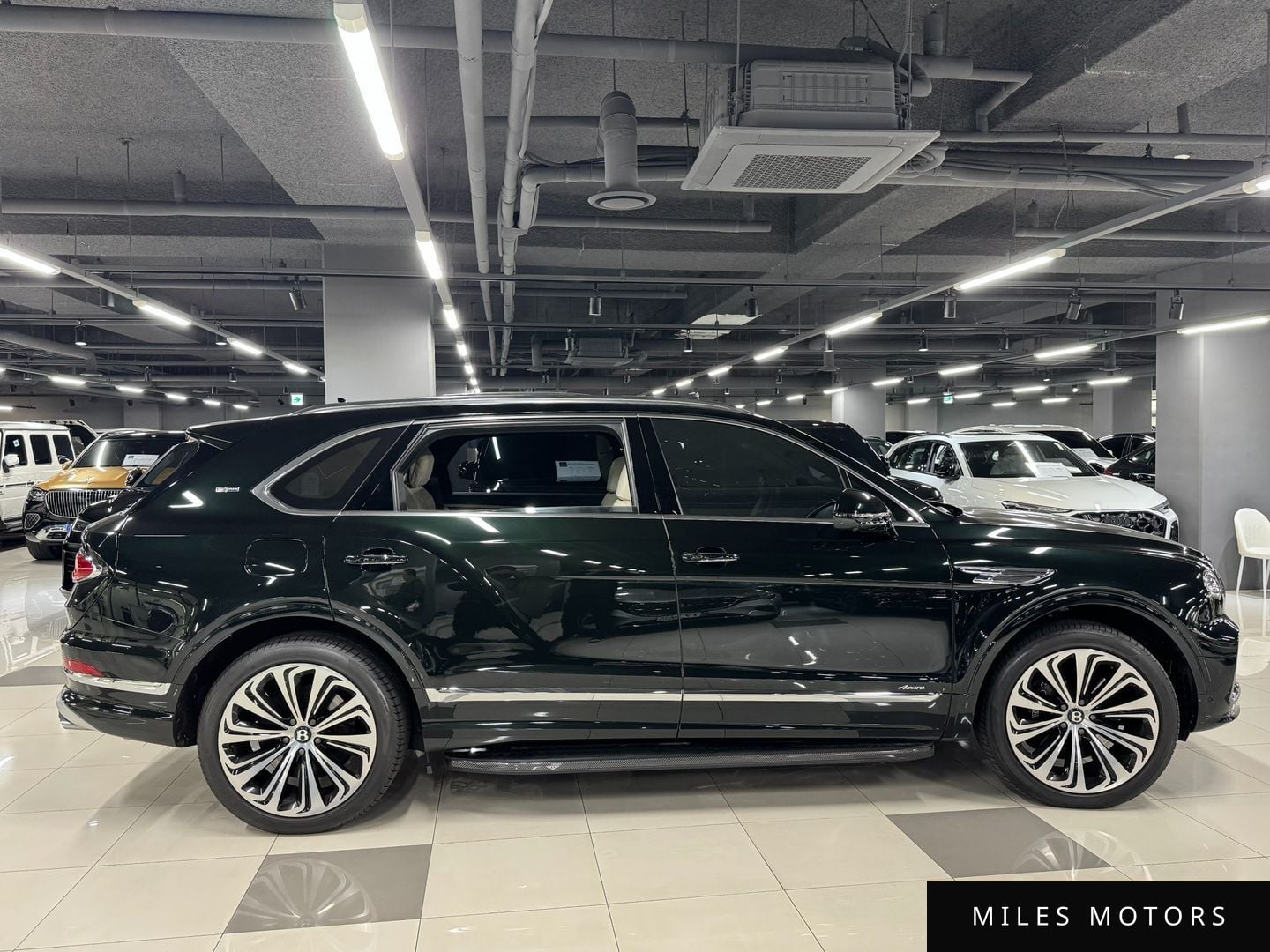 Bentley Bentayga 2024 — миниатюра 2