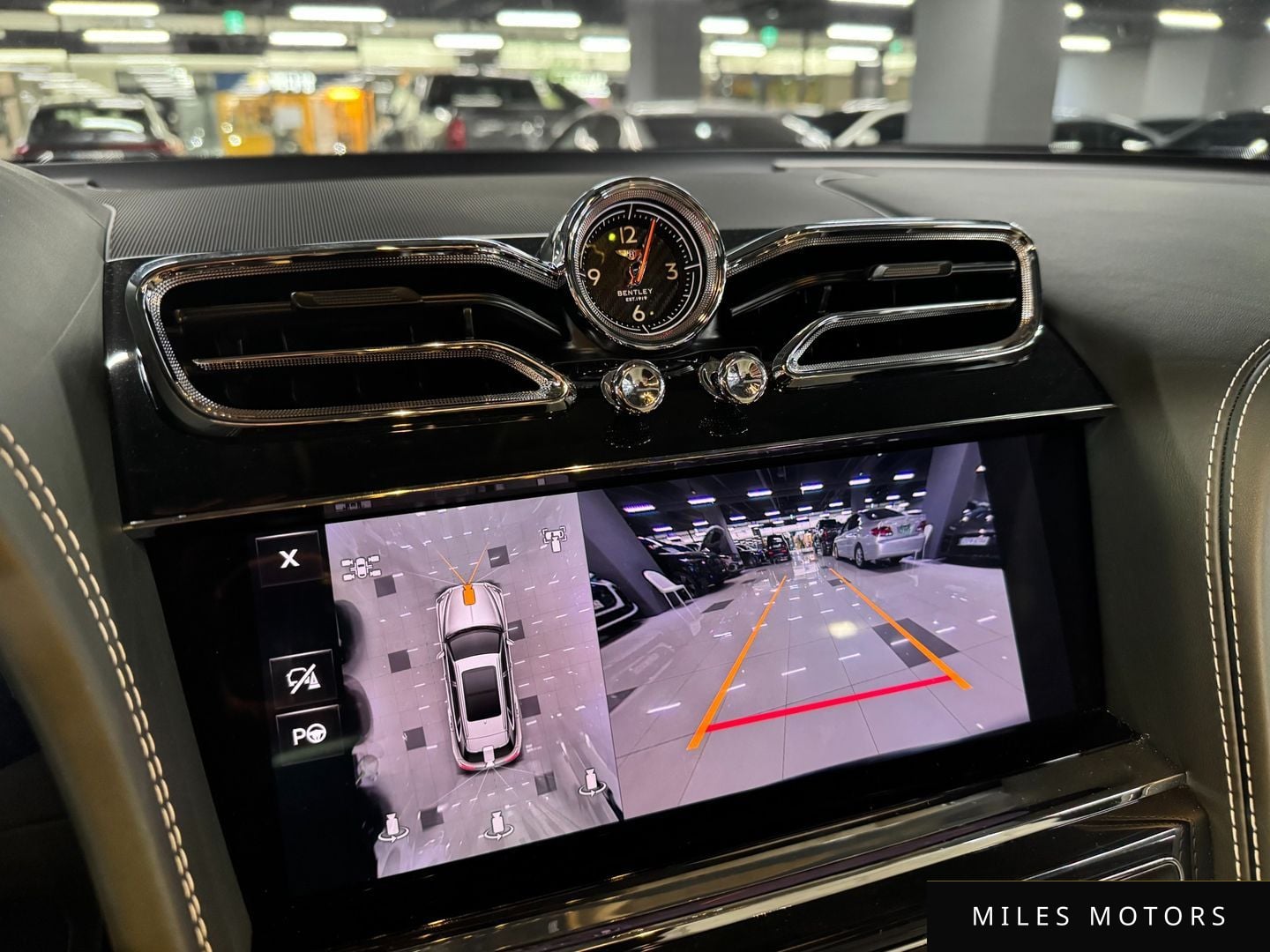 Bentley Bentayga 2024 — миниатюра 8