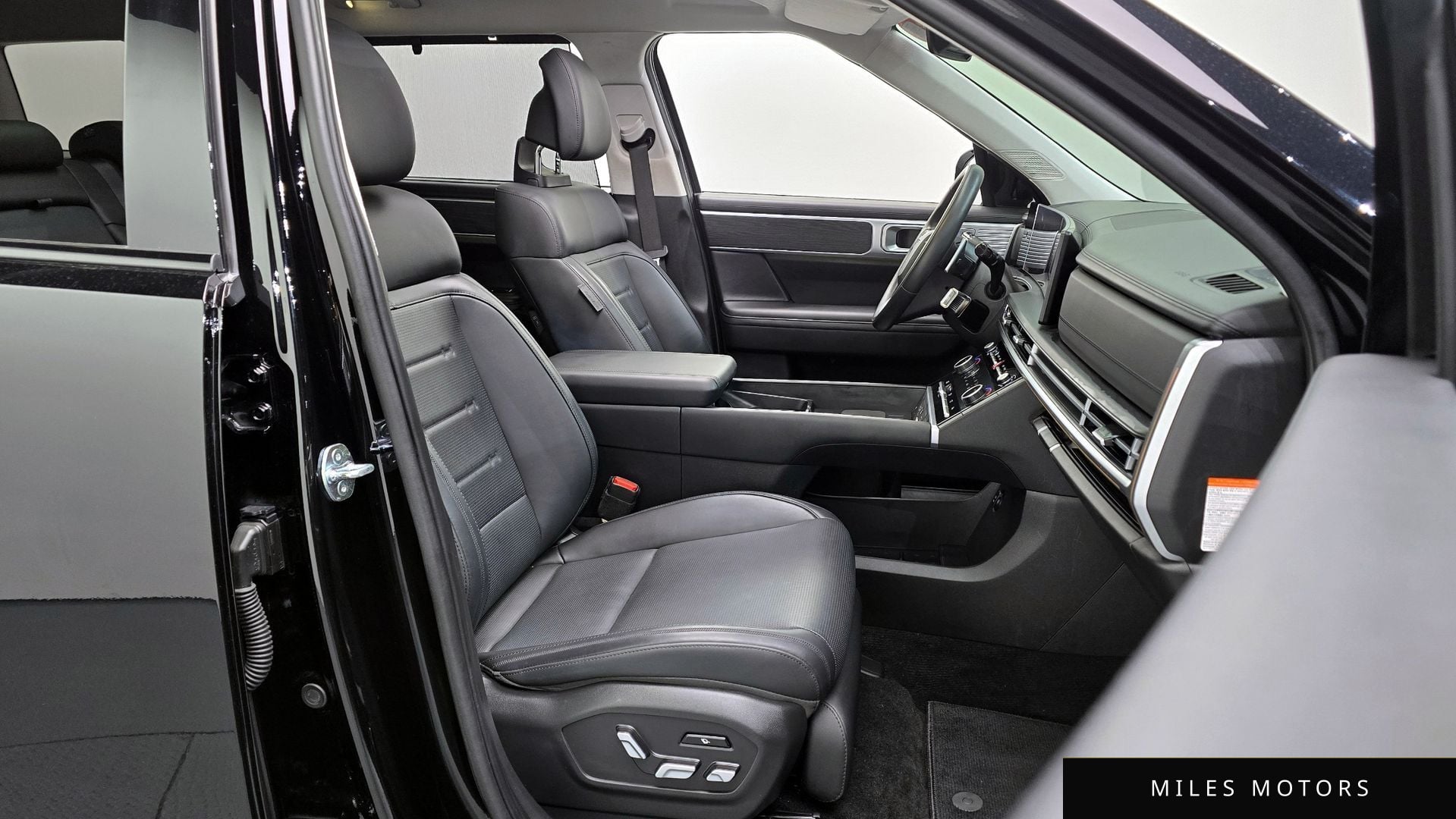 Hyundai Santafe 2024 — миниатюра 10