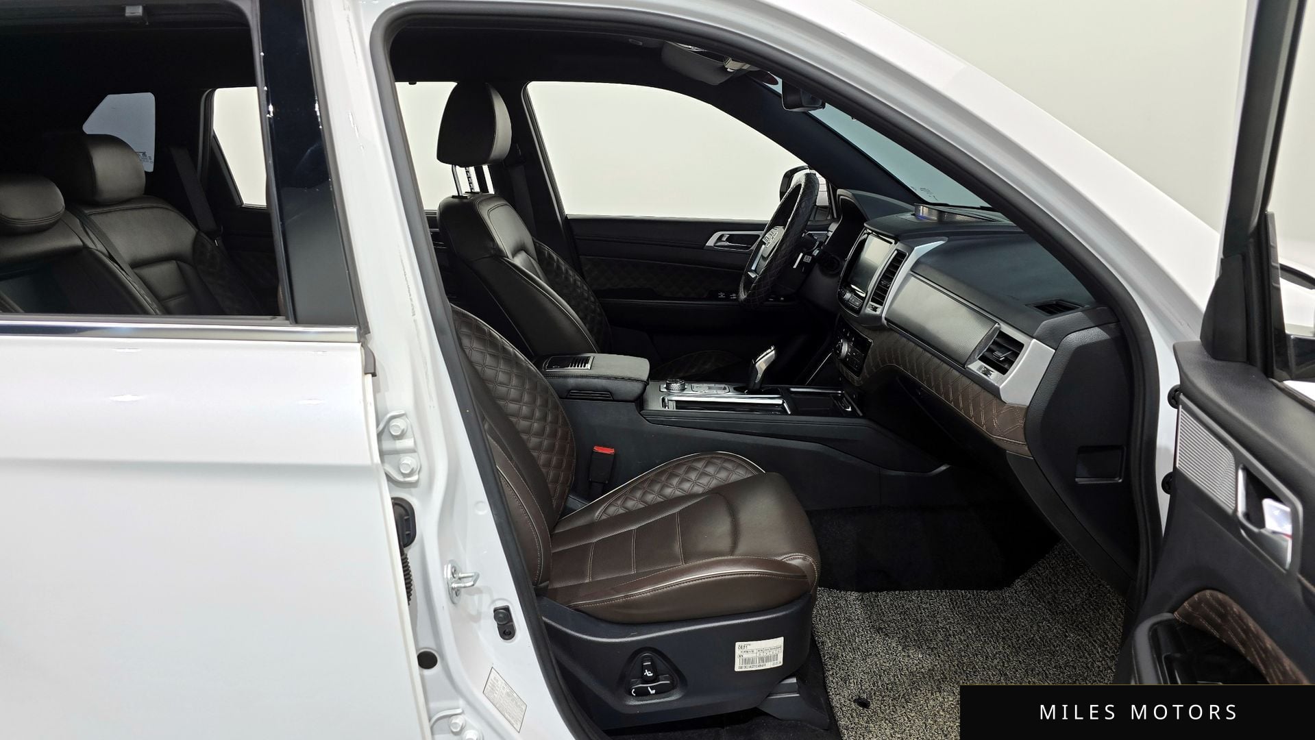 KG Mobility Rexton 2022 — миниатюра 11