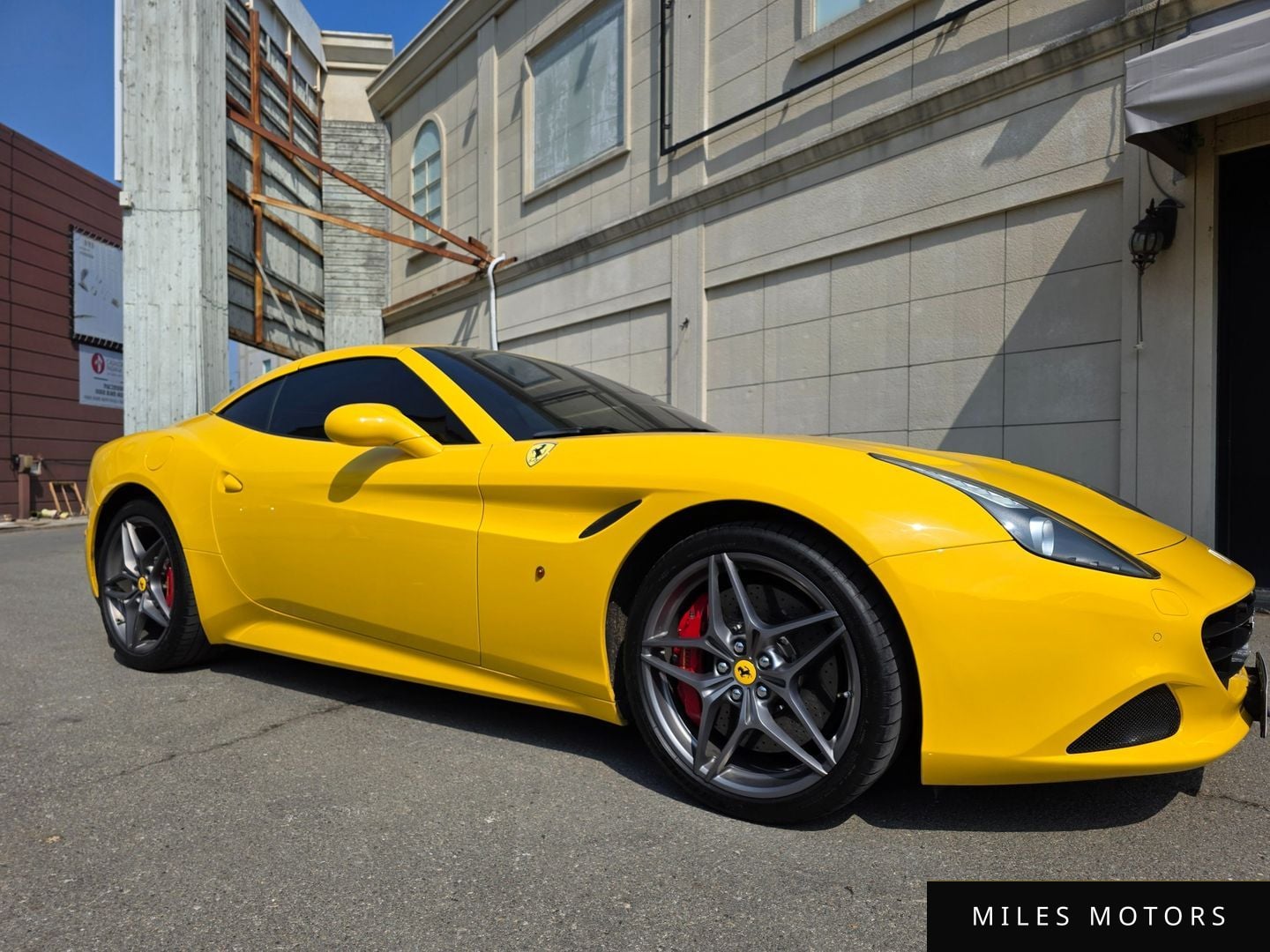 Ferrari 캘리포니아 2015 — миниатюра 5