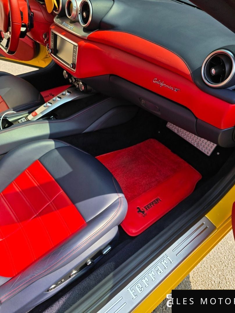 Ferrari 캘리포니아 2015 — миниатюра 13