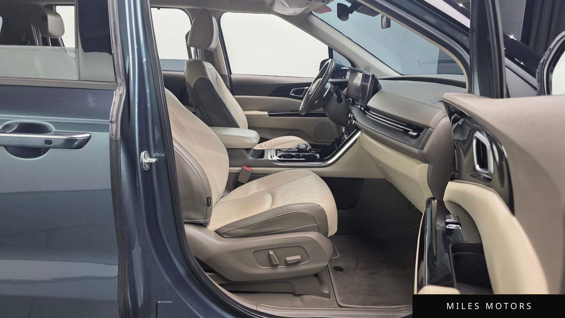 Kia Carnival 2021 — миниатюра 9