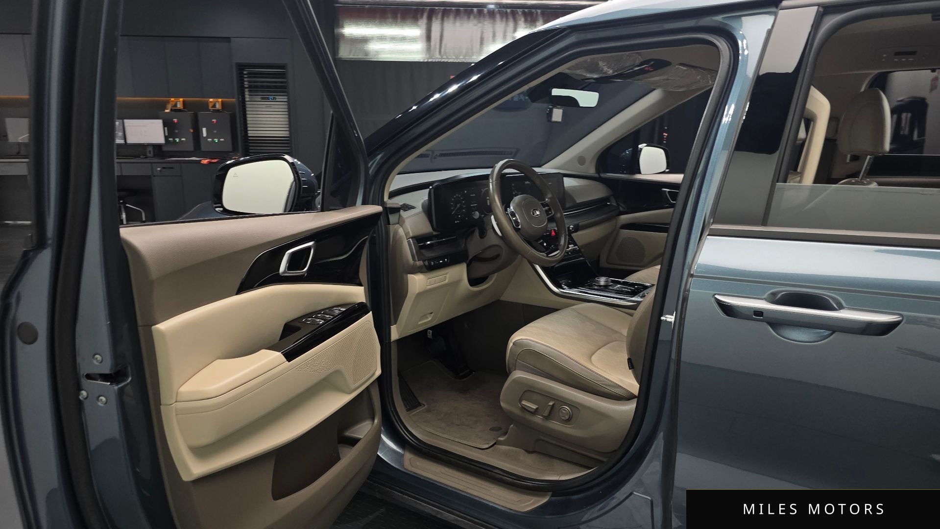 Kia Carnival 2021 — миниатюра 11