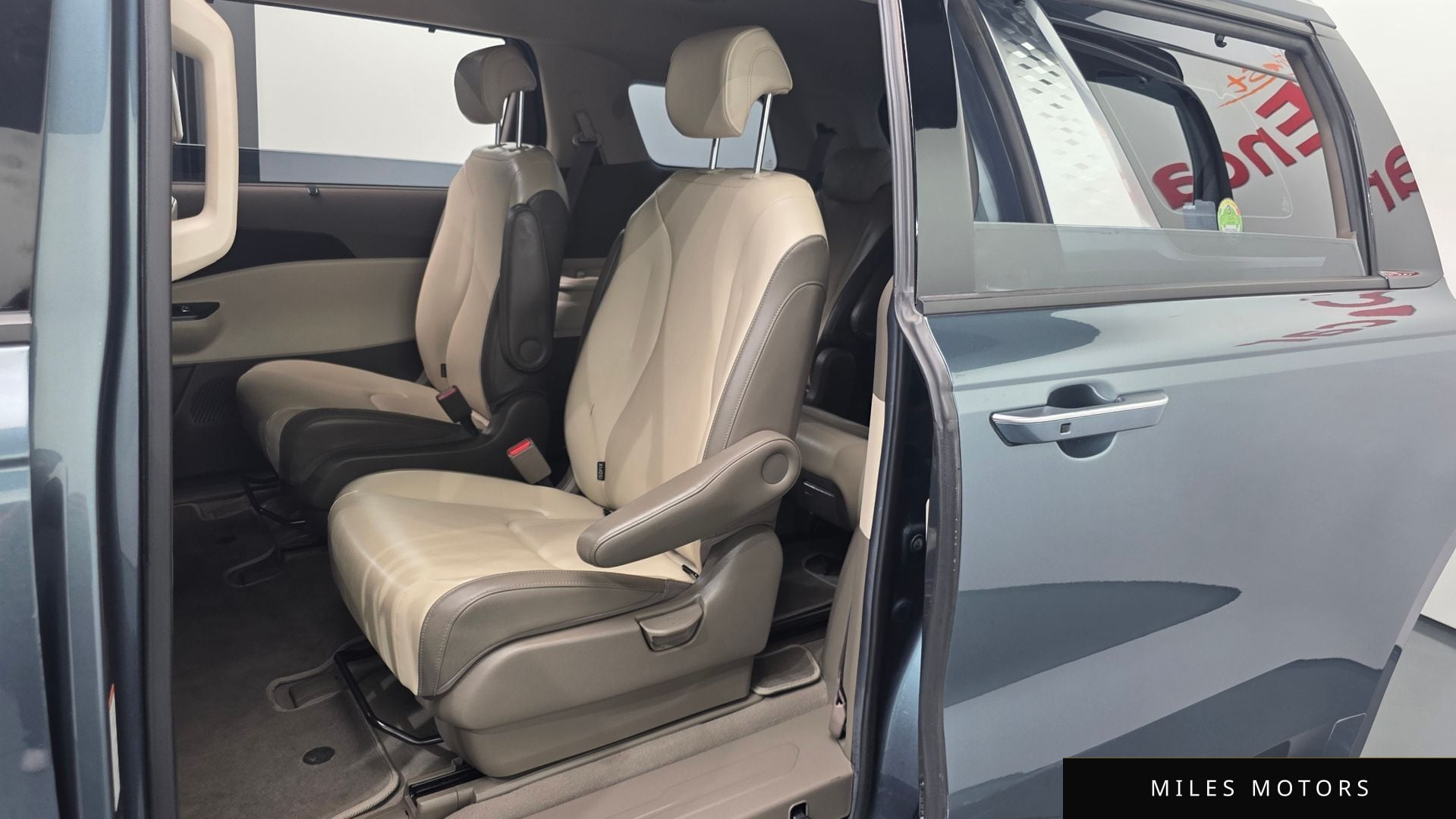 Kia Carnival 2021 — миниатюра 12