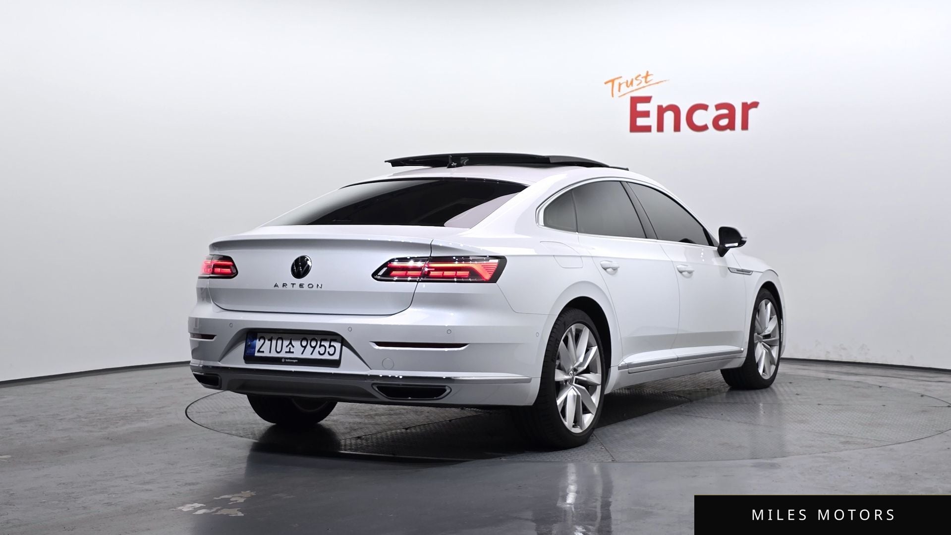 Volkswagen Arteon 2023 — миниатюра 2