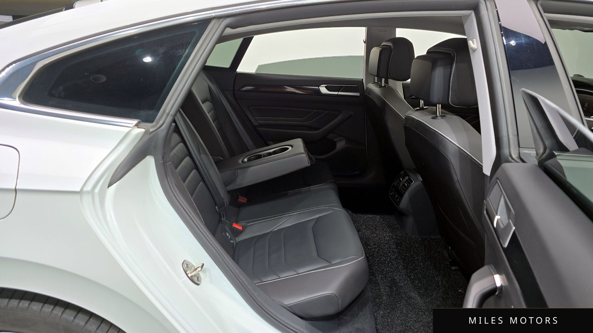 Volkswagen Arteon 2023 — миниатюра 12