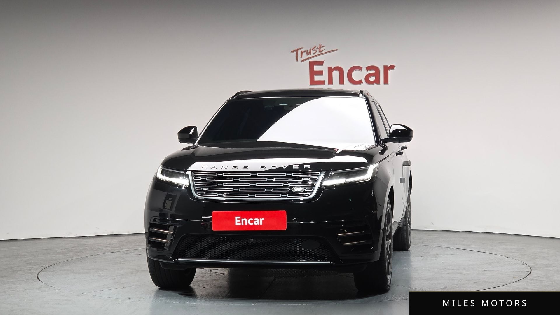 Land Rover 레인지로버 벨라 2025 — миниатюра 2