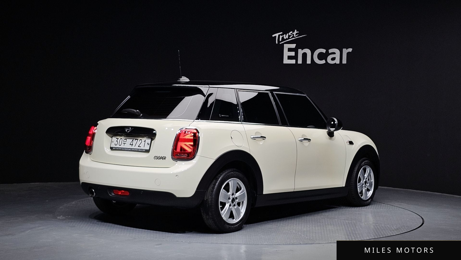 MINI 쿠퍼 2019 — миниатюра 2