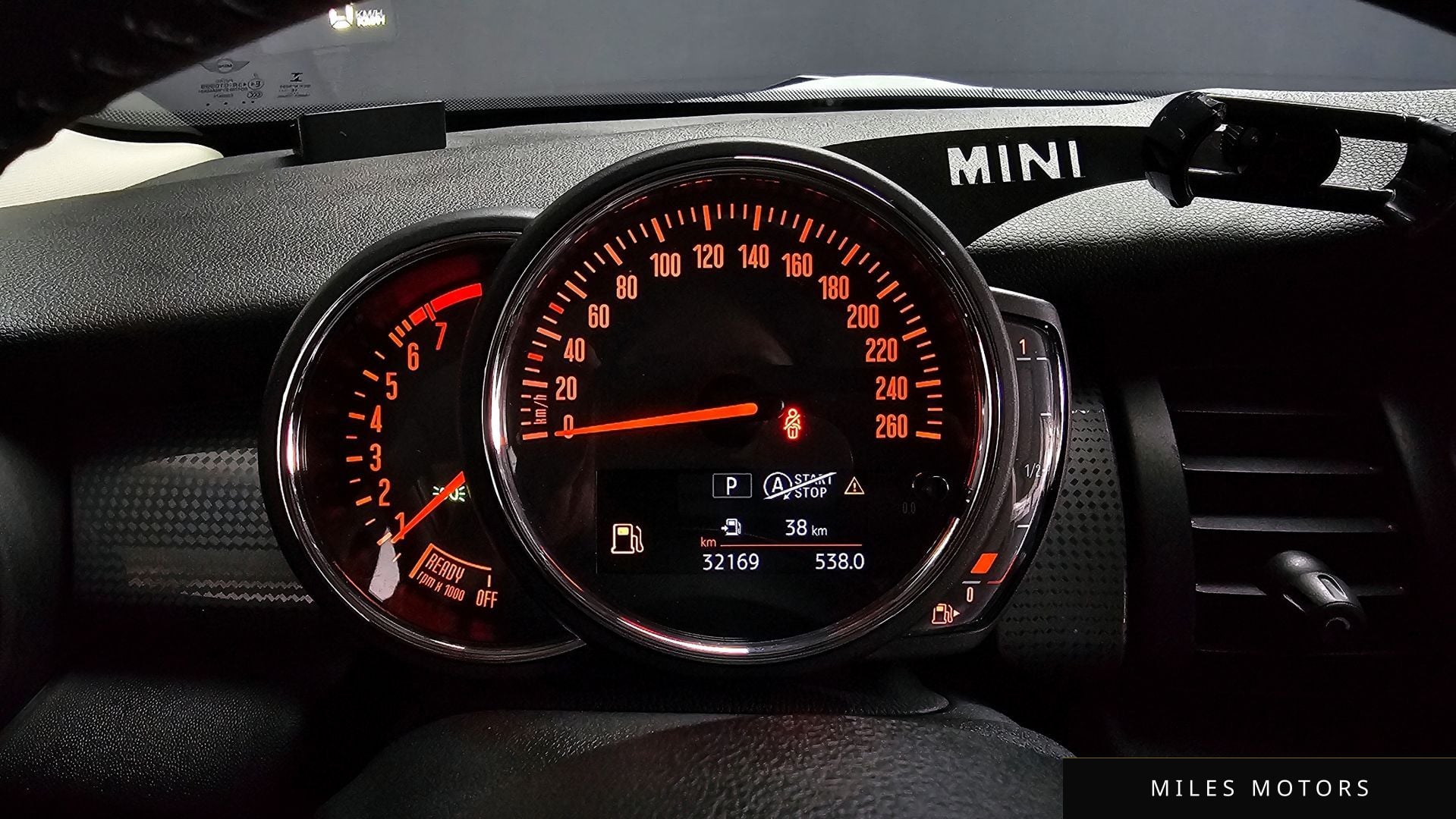 MINI 쿠퍼 2019 — миниатюра 8