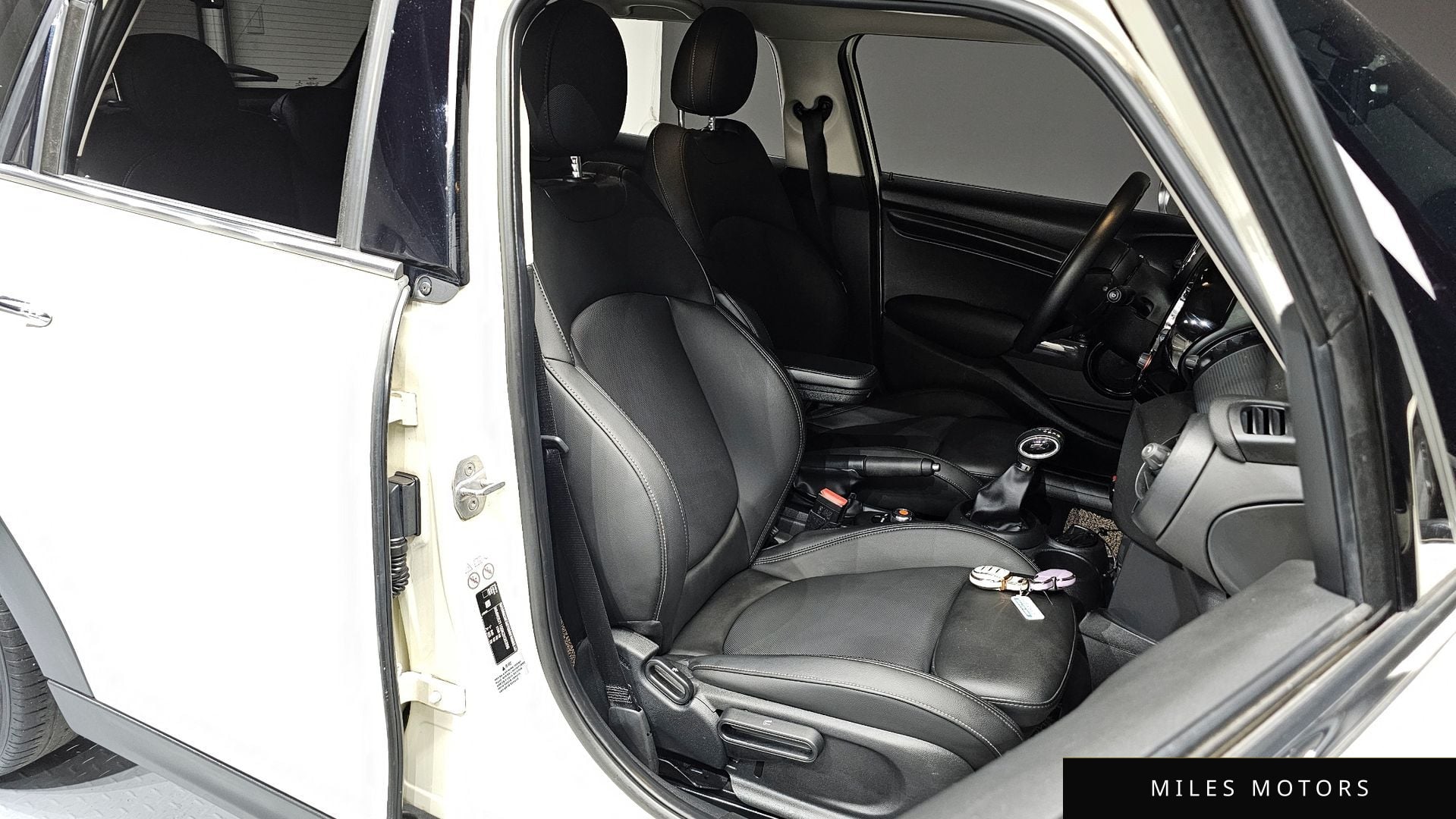MINI 쿠퍼 2019 — миниатюра 12