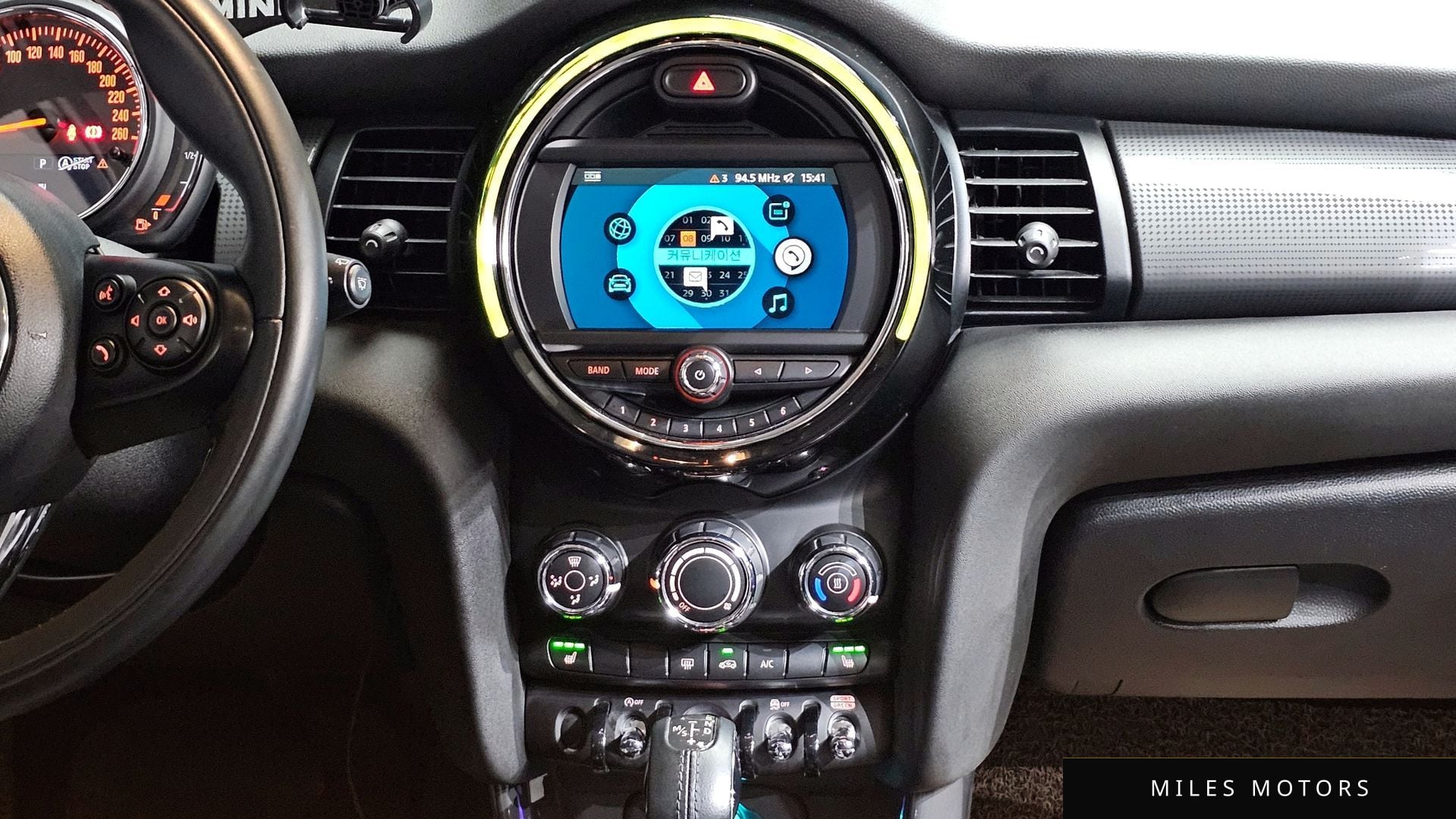 MINI 쿠퍼 2019 — миниатюра 19