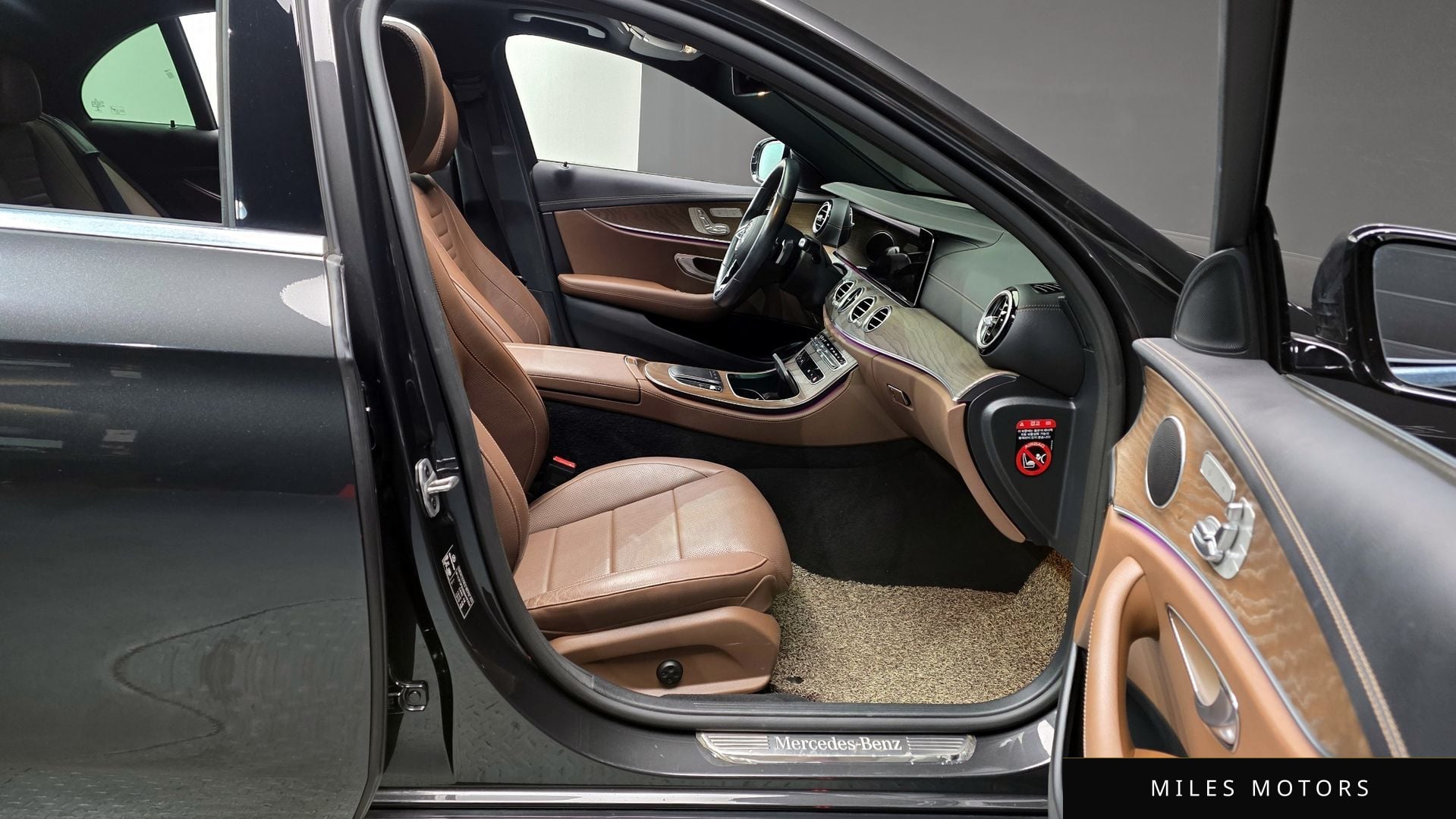 Mercedes-Benz E-Class W213 2021 — миниатюра 11