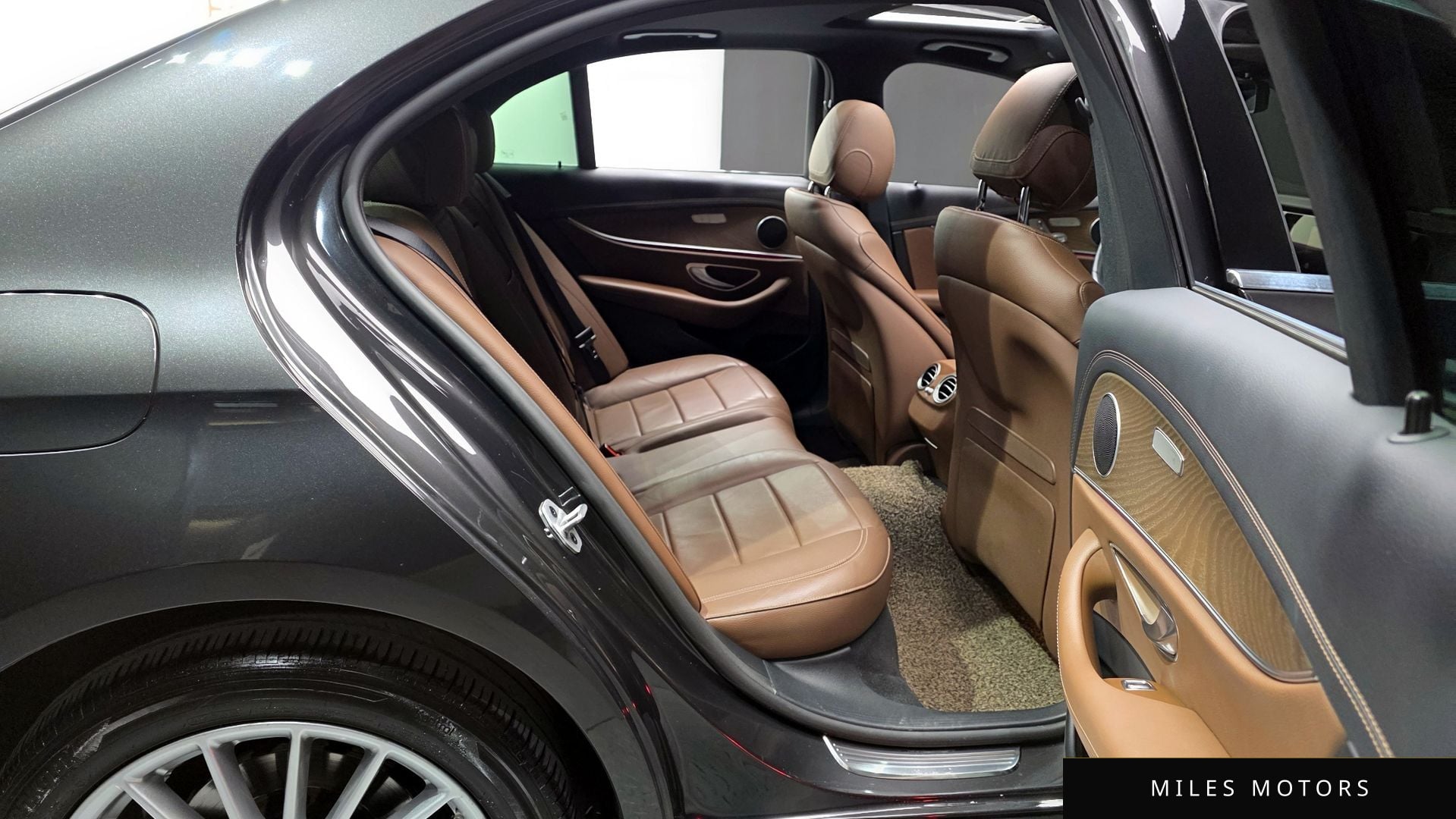 Mercedes-Benz E-Class W213 2021 — миниатюра 12