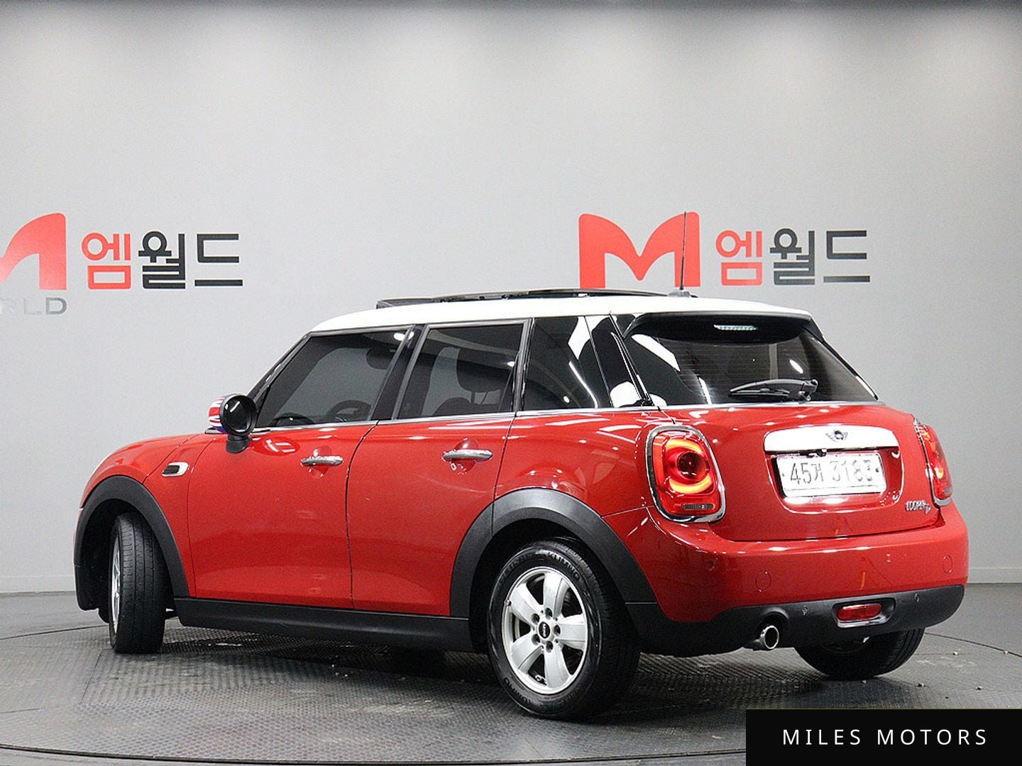 MINI 쿠퍼 D 2015 — миниатюра 5