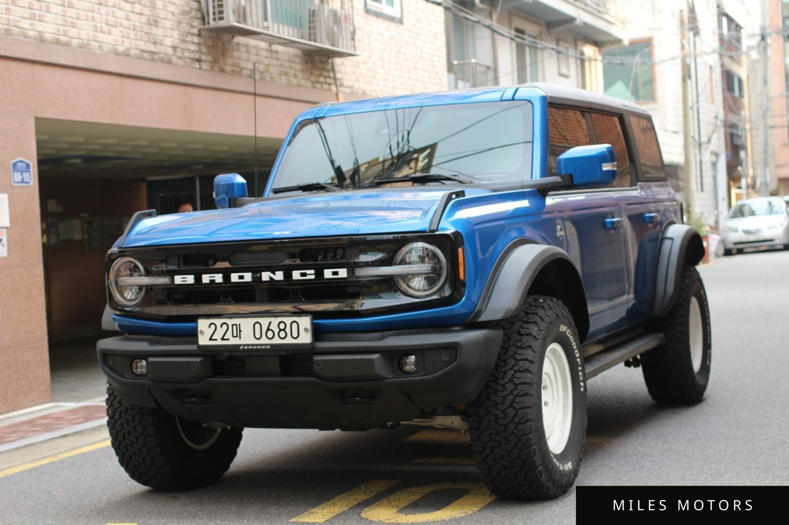 Ford Bronco 2023 — фото 1 из 12