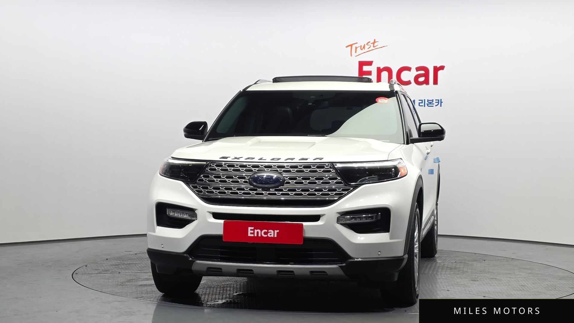 Ford Explorer 2020 — миниатюра 3