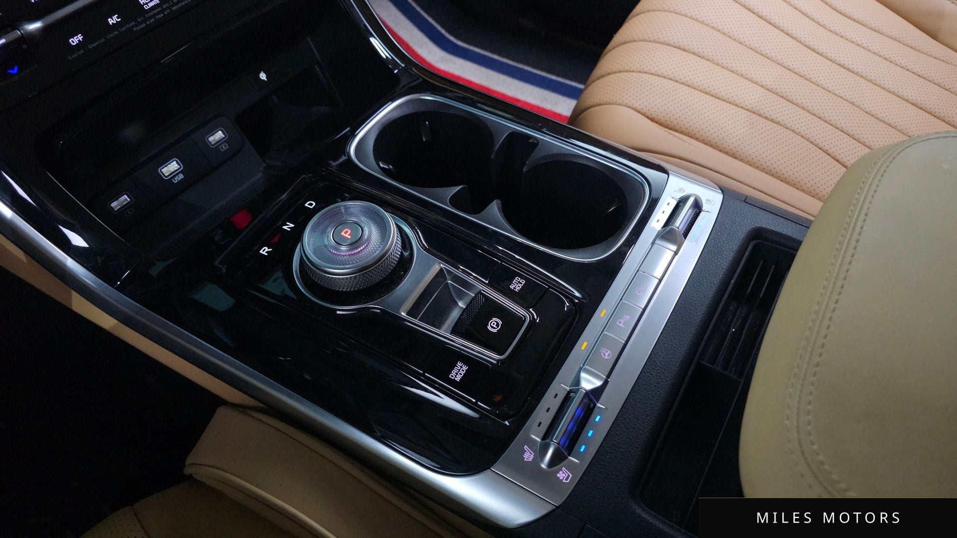 Kia Carnival 2023 — миниатюра 9