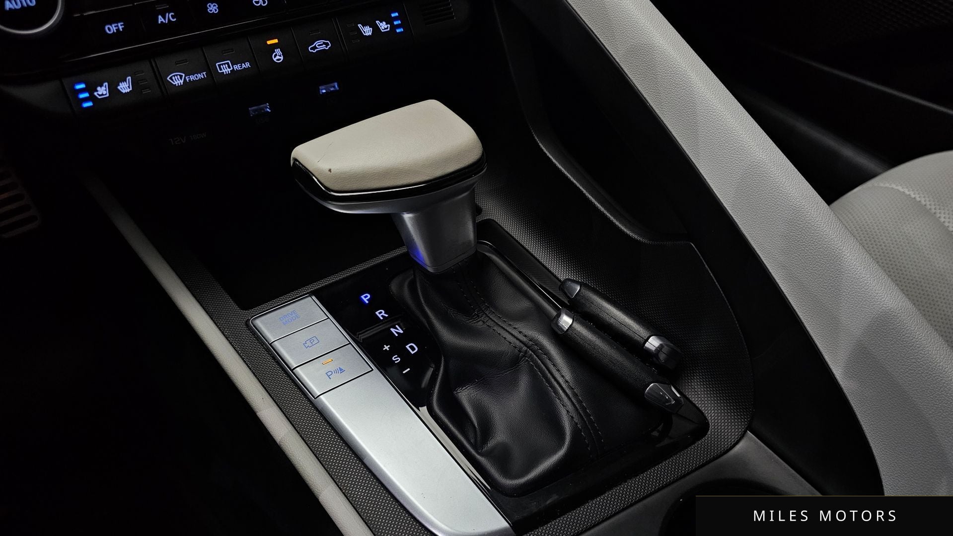 Hyundai AVANTE 2021 — миниатюра 9