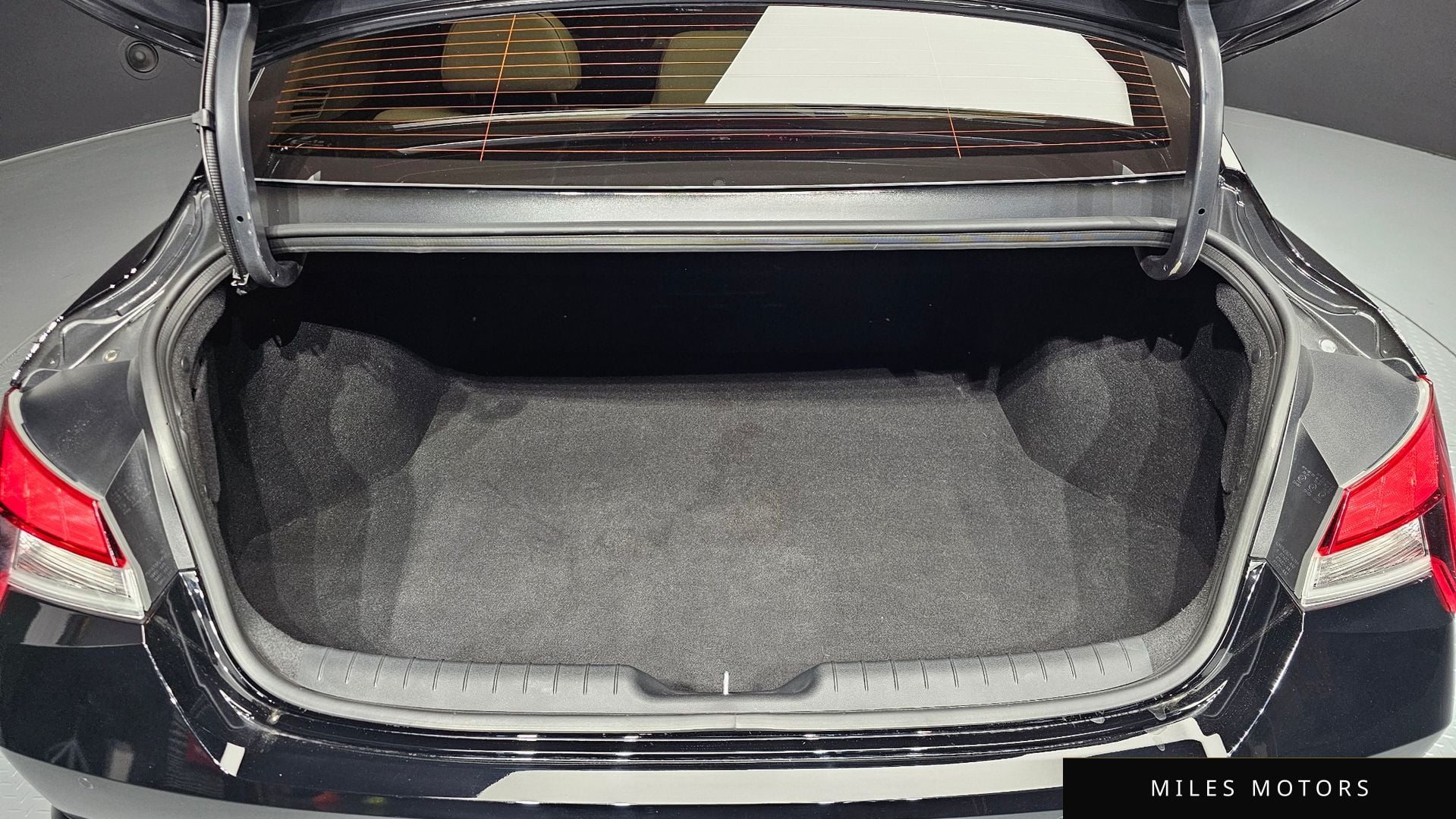 Hyundai AVANTE 2021 — миниатюра 20