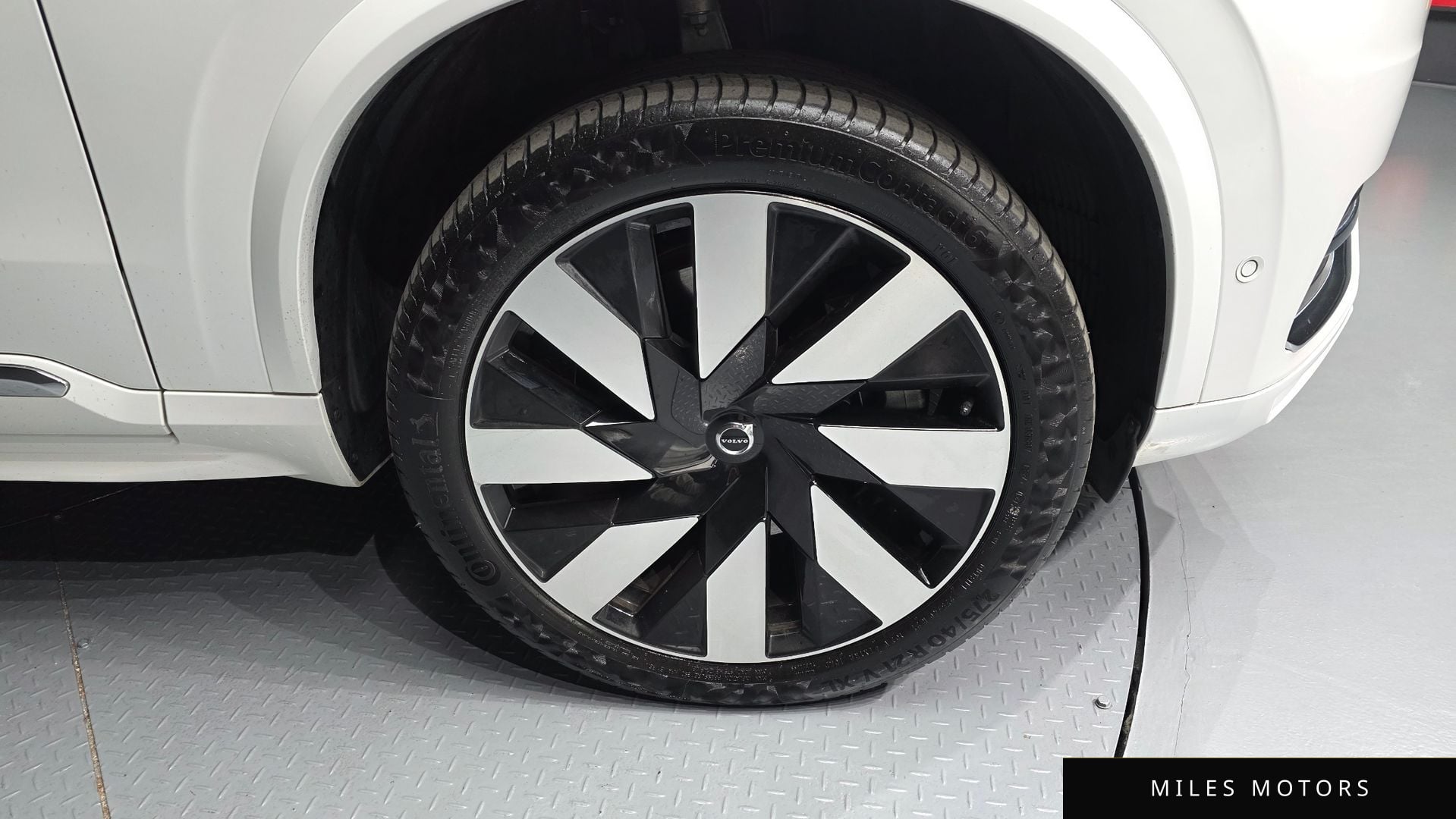 Volvo XC90 2024 — миниатюра 5