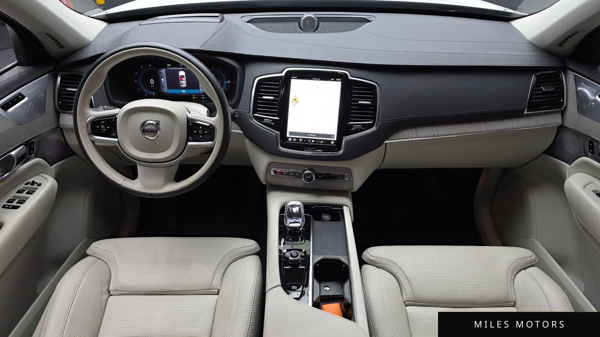 Volvo XC90 2024 — миниатюра 7