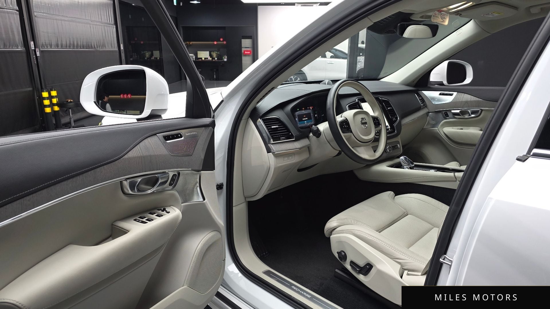 Volvo XC90 2024 — миниатюра 10