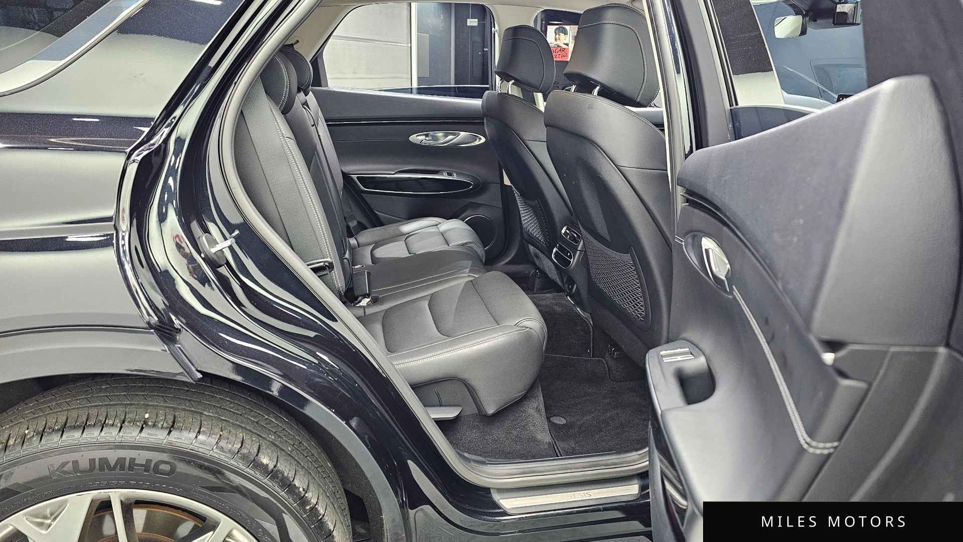 Genesis GV70 2021 — миниатюра 12