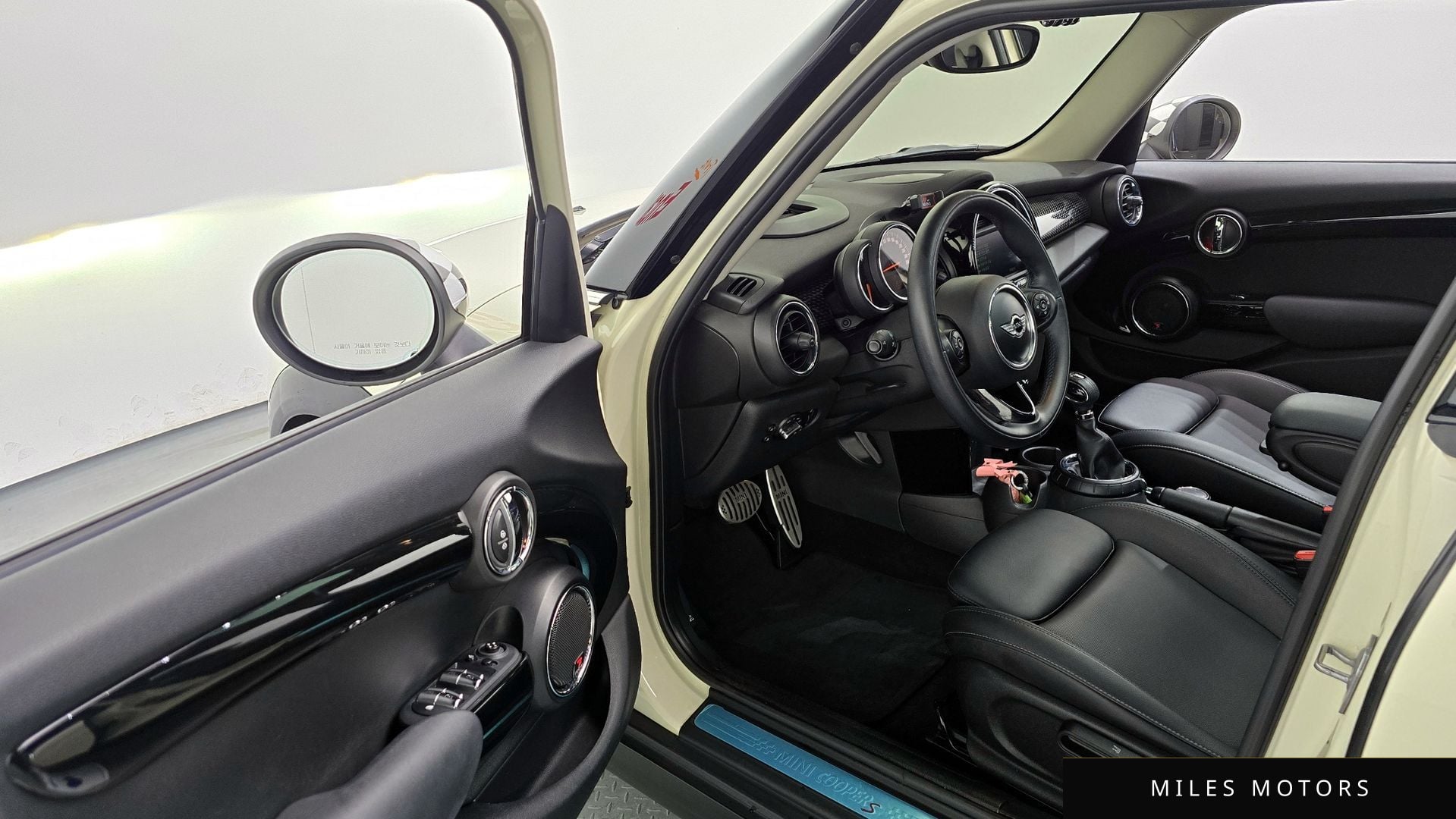 MINI Cooper 2016 — миниатюра 10