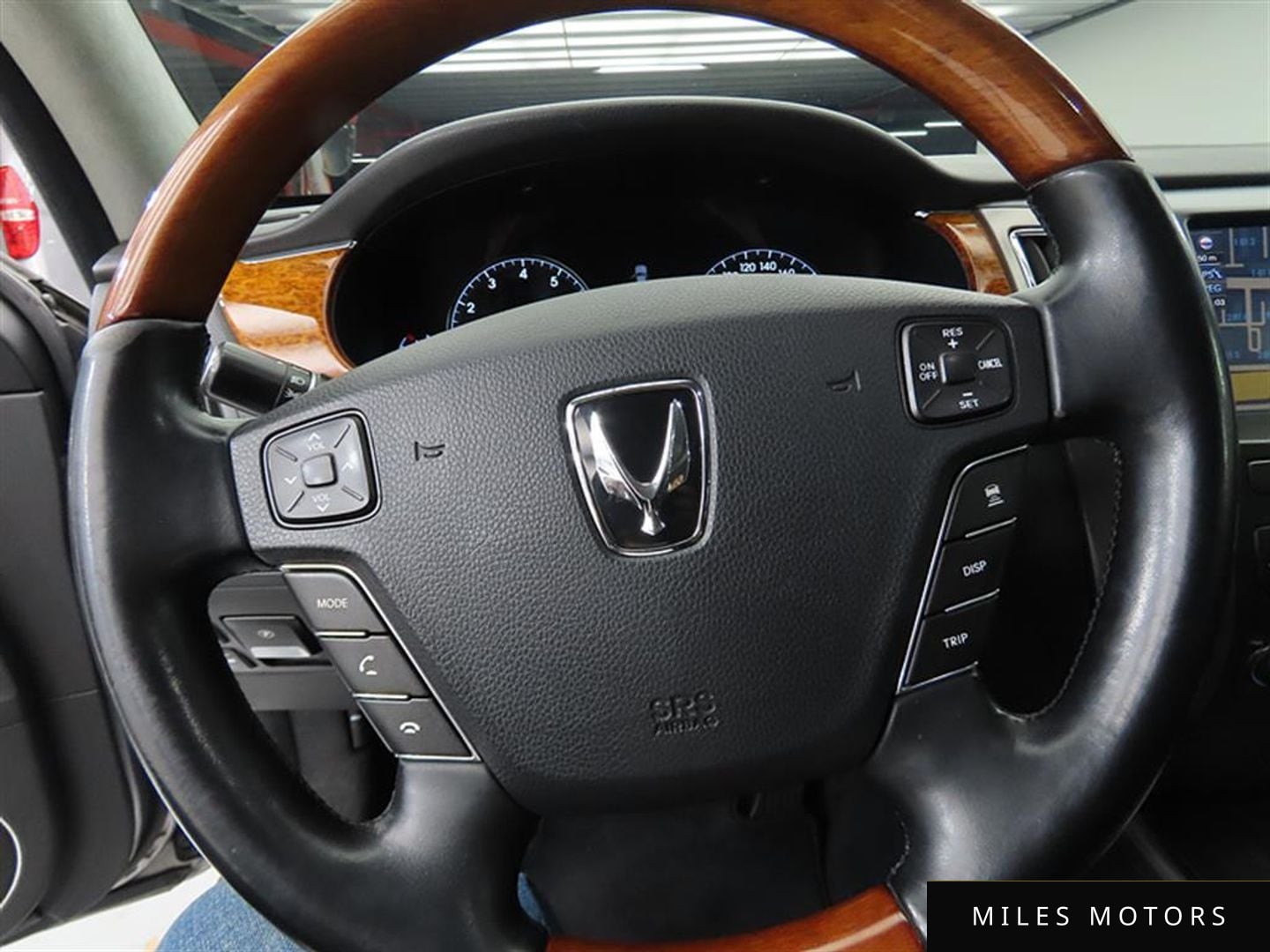 Hyundai Equus 2010 — миниатюра 8