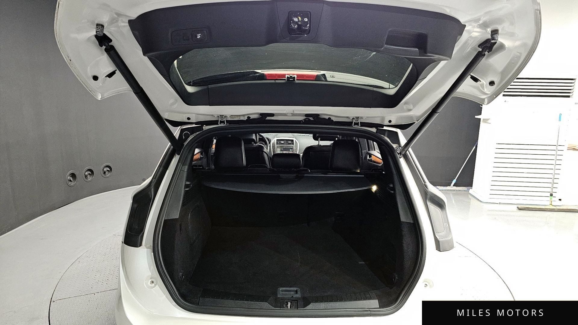 Lincoln MKC 2015 — миниатюра 20