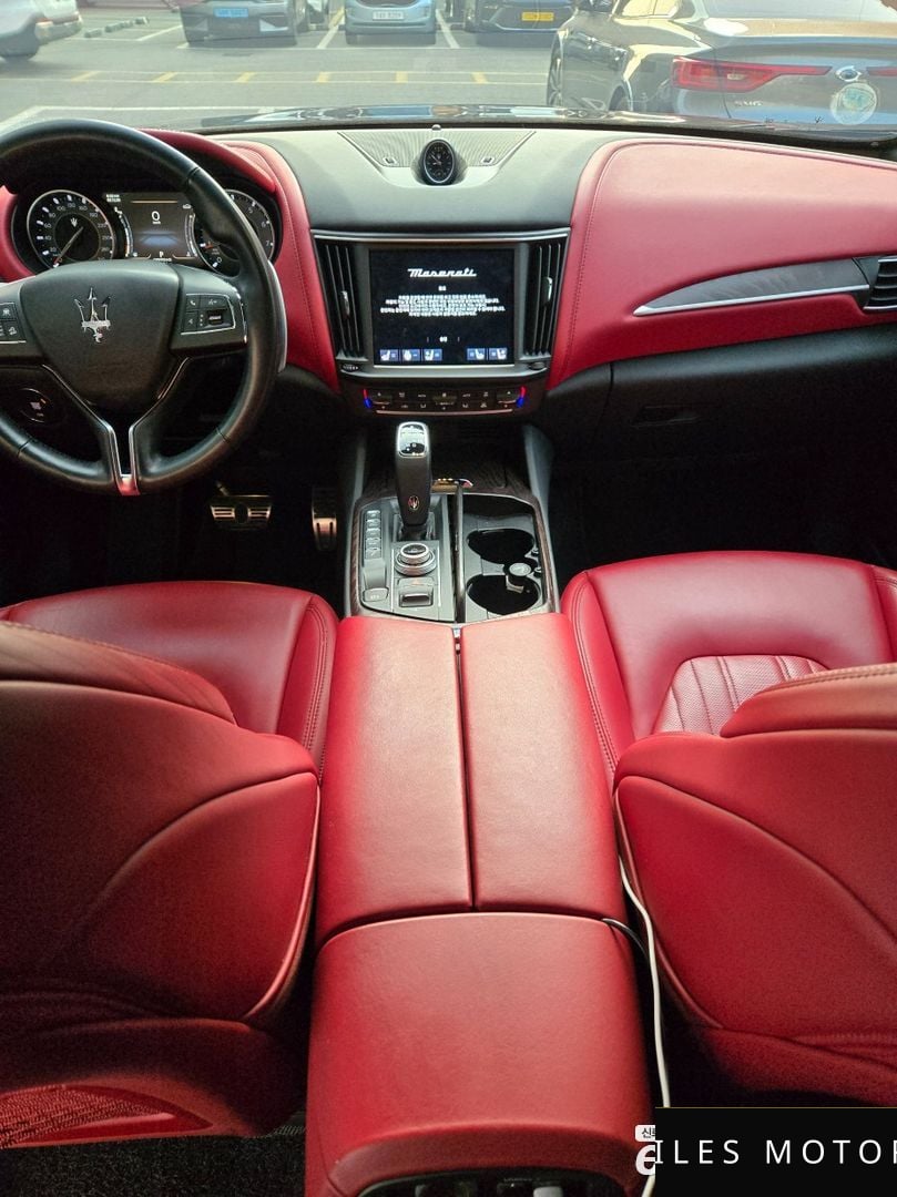Maserati Levante 2022 — миниатюра 11