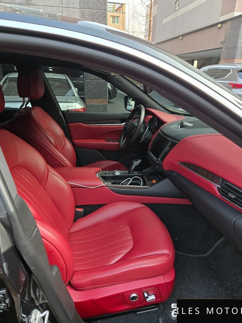 Maserati Levante 2022 — миниатюра 12