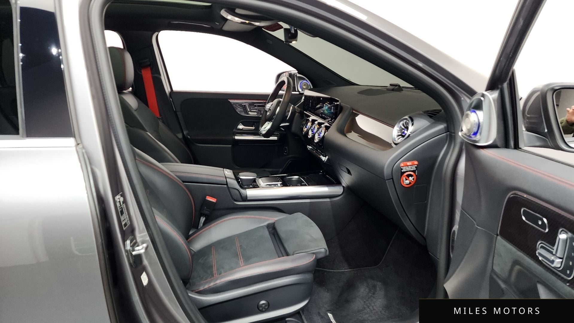 Mercedes-Benz GLA-클래스 H247 2022 — миниатюра 11