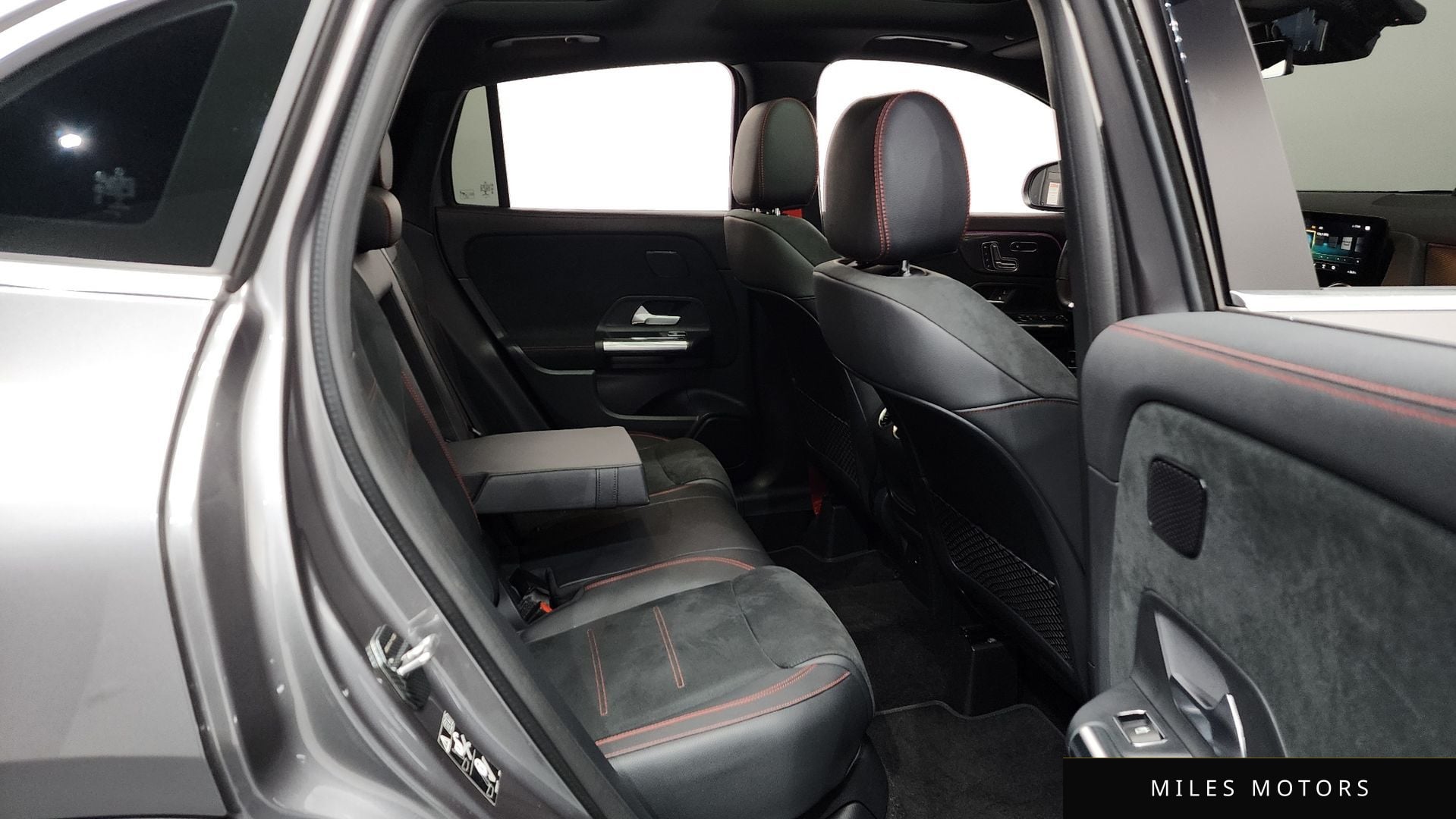 Mercedes-Benz GLA-클래스 H247 2022 — миниатюра 12