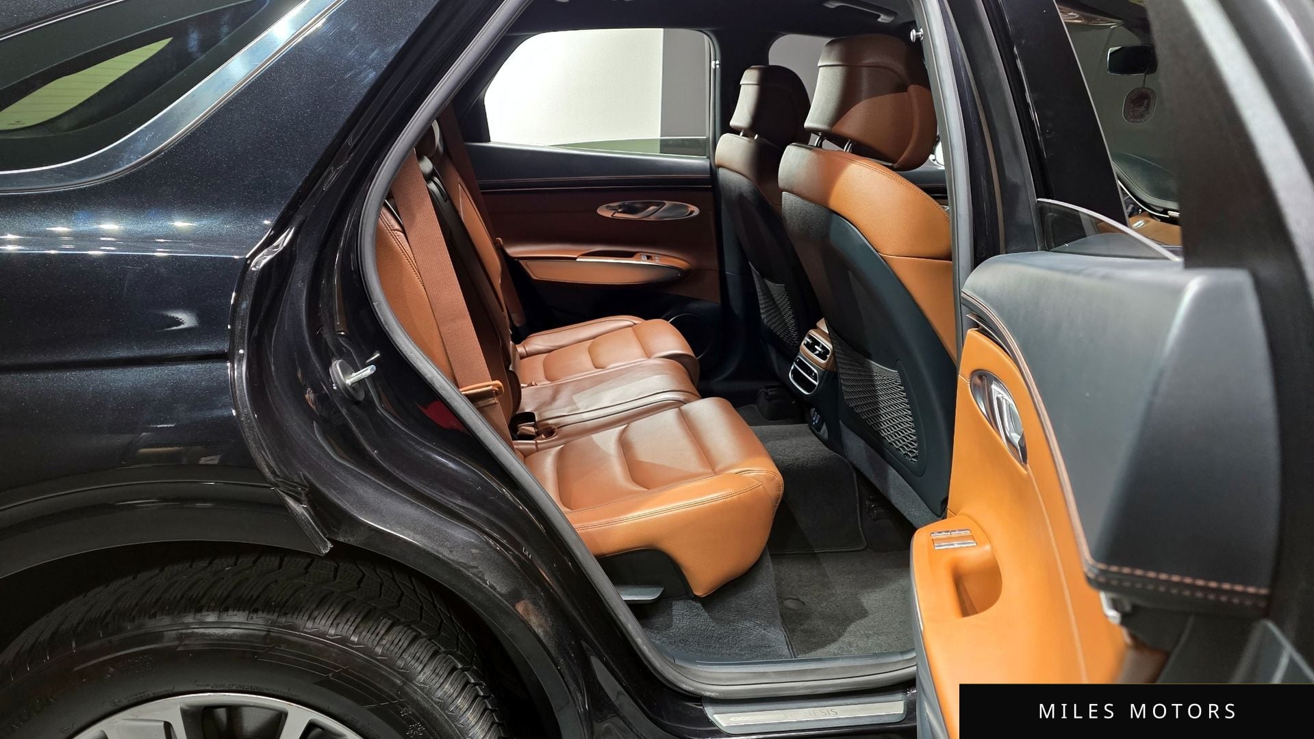 Genesis GV70 2021 — миниатюра 12