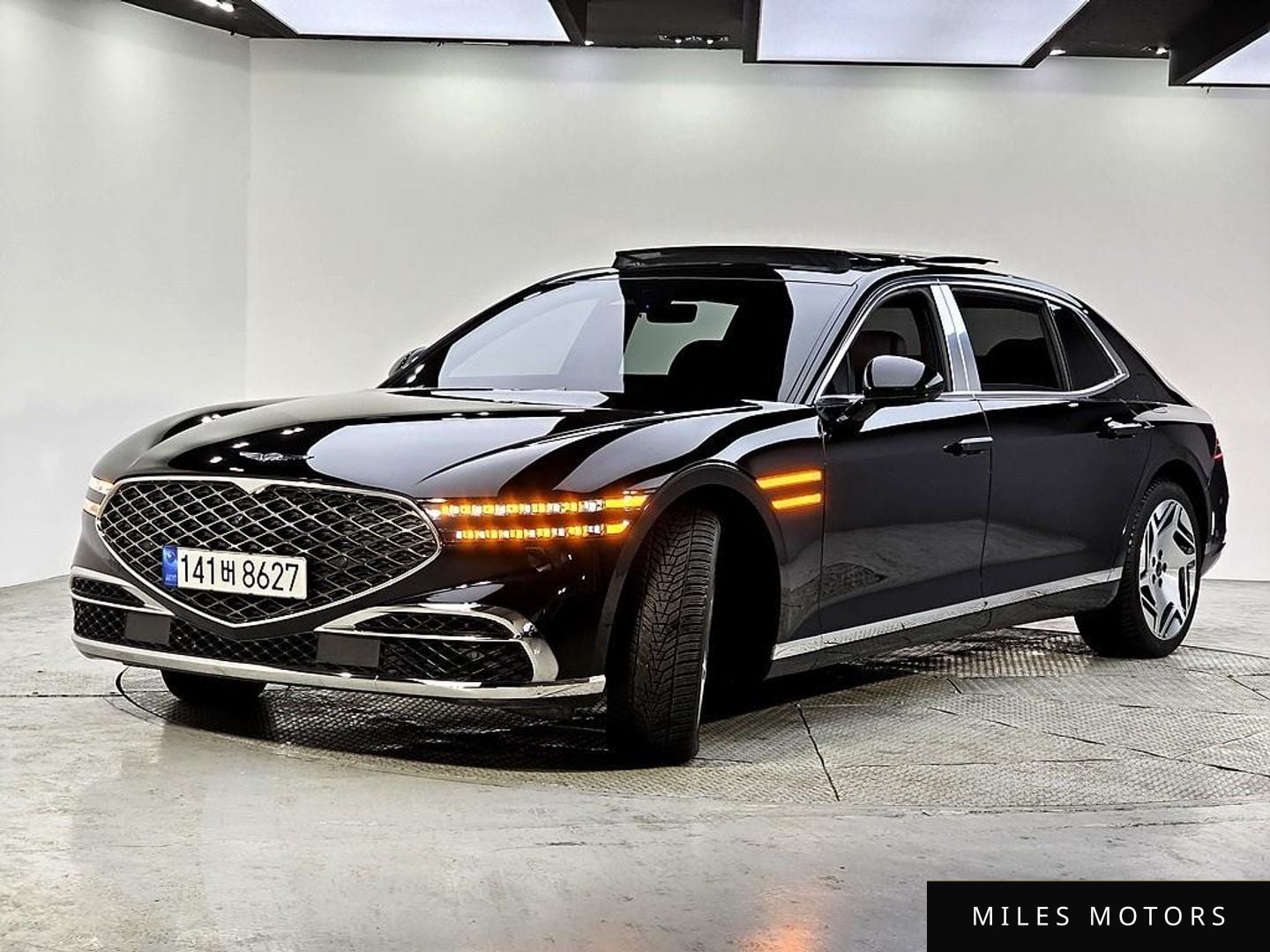 Genesis G90 (RS4) 2023 — миниатюра 3